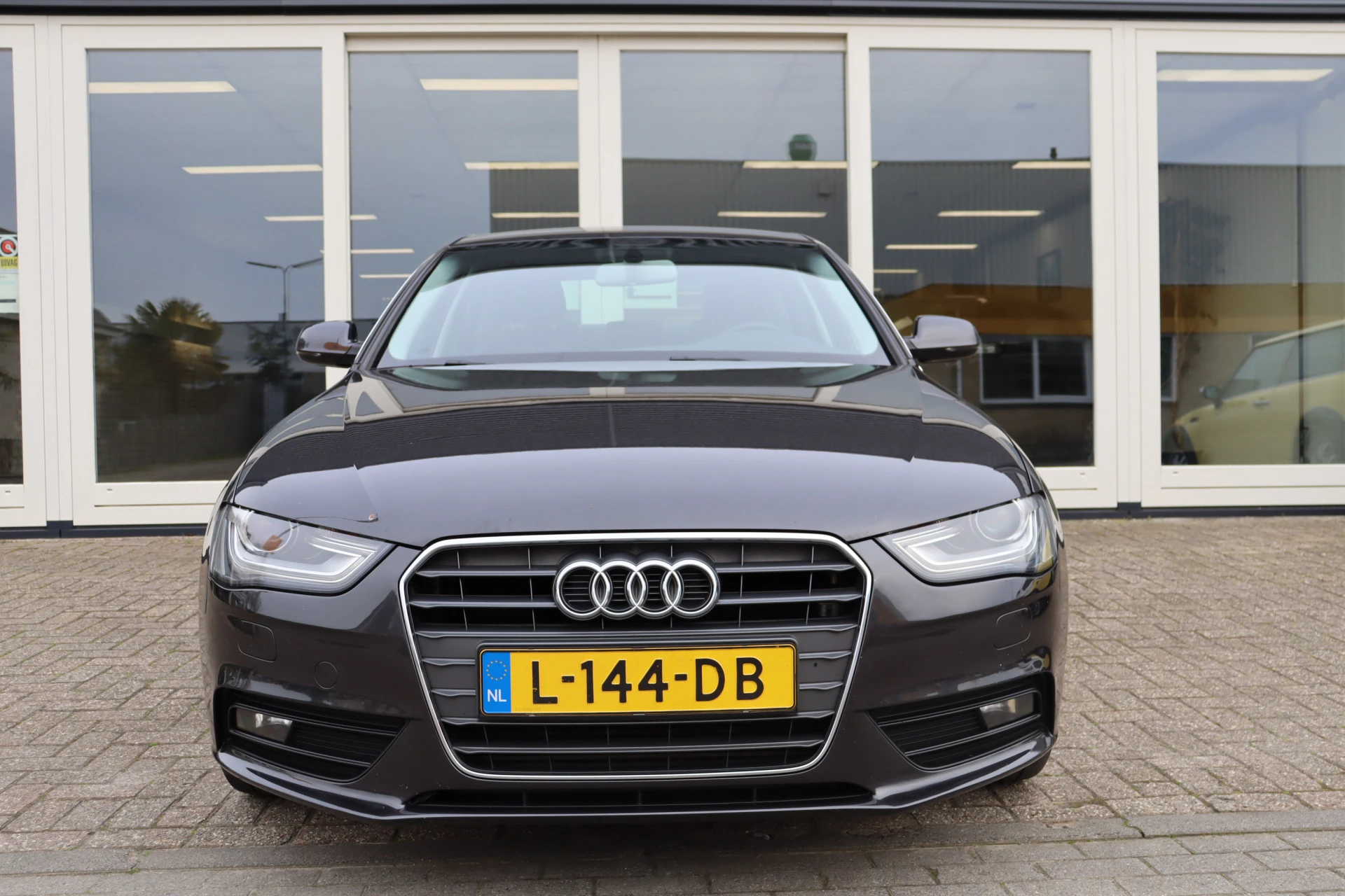Hoofdafbeelding Audi A4