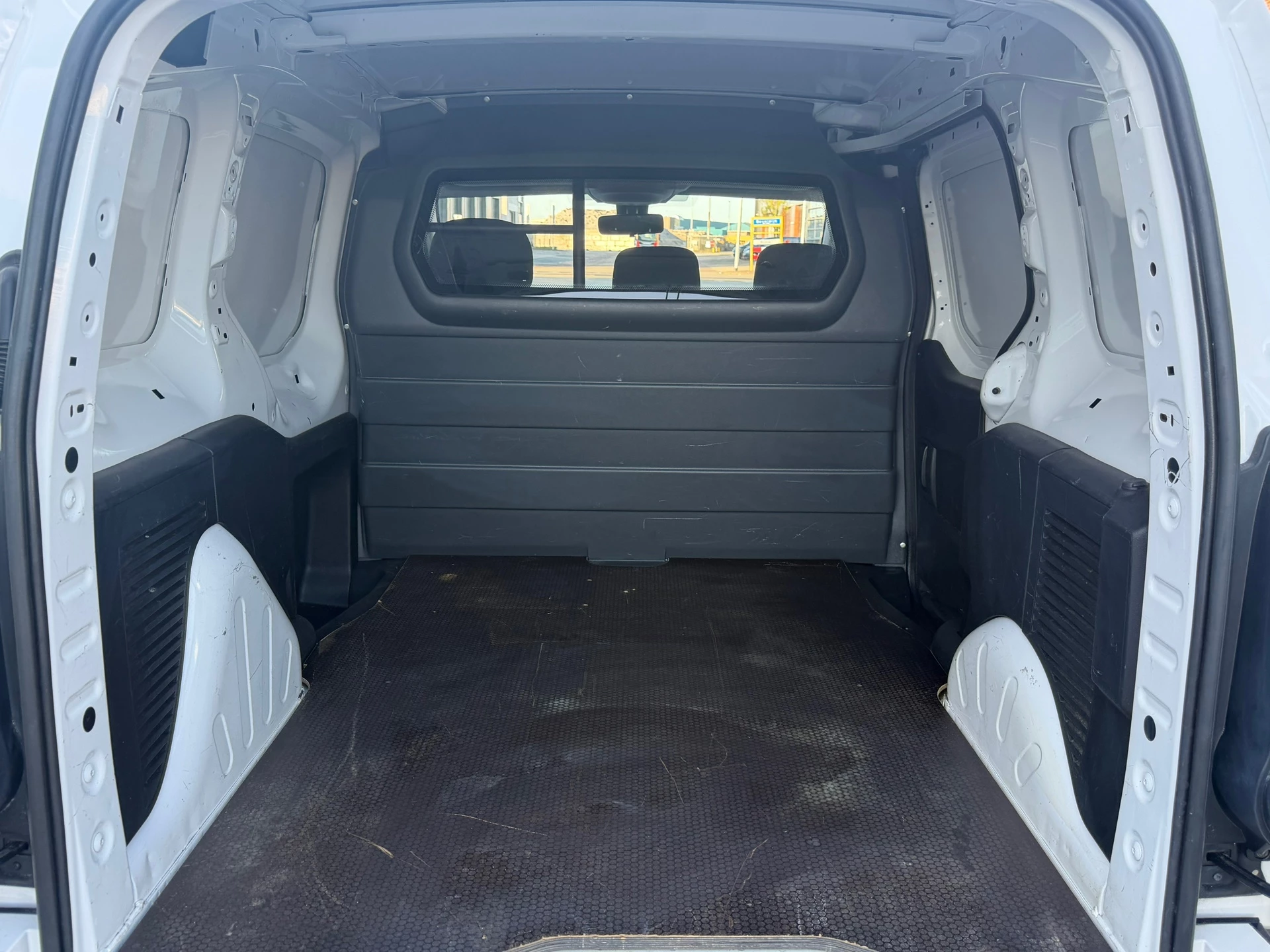 Hoofdafbeelding Peugeot Partner