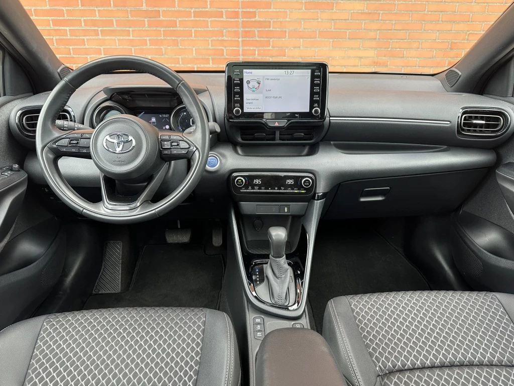Hoofdafbeelding Toyota Yaris