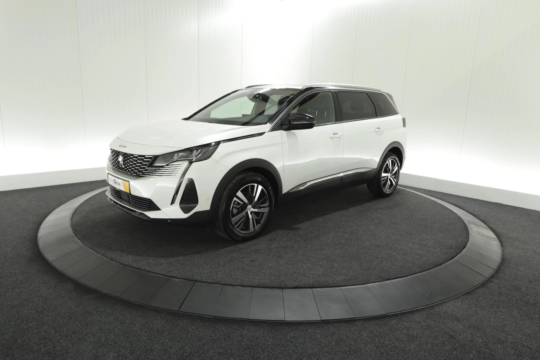 Hoofdafbeelding Peugeot 5008