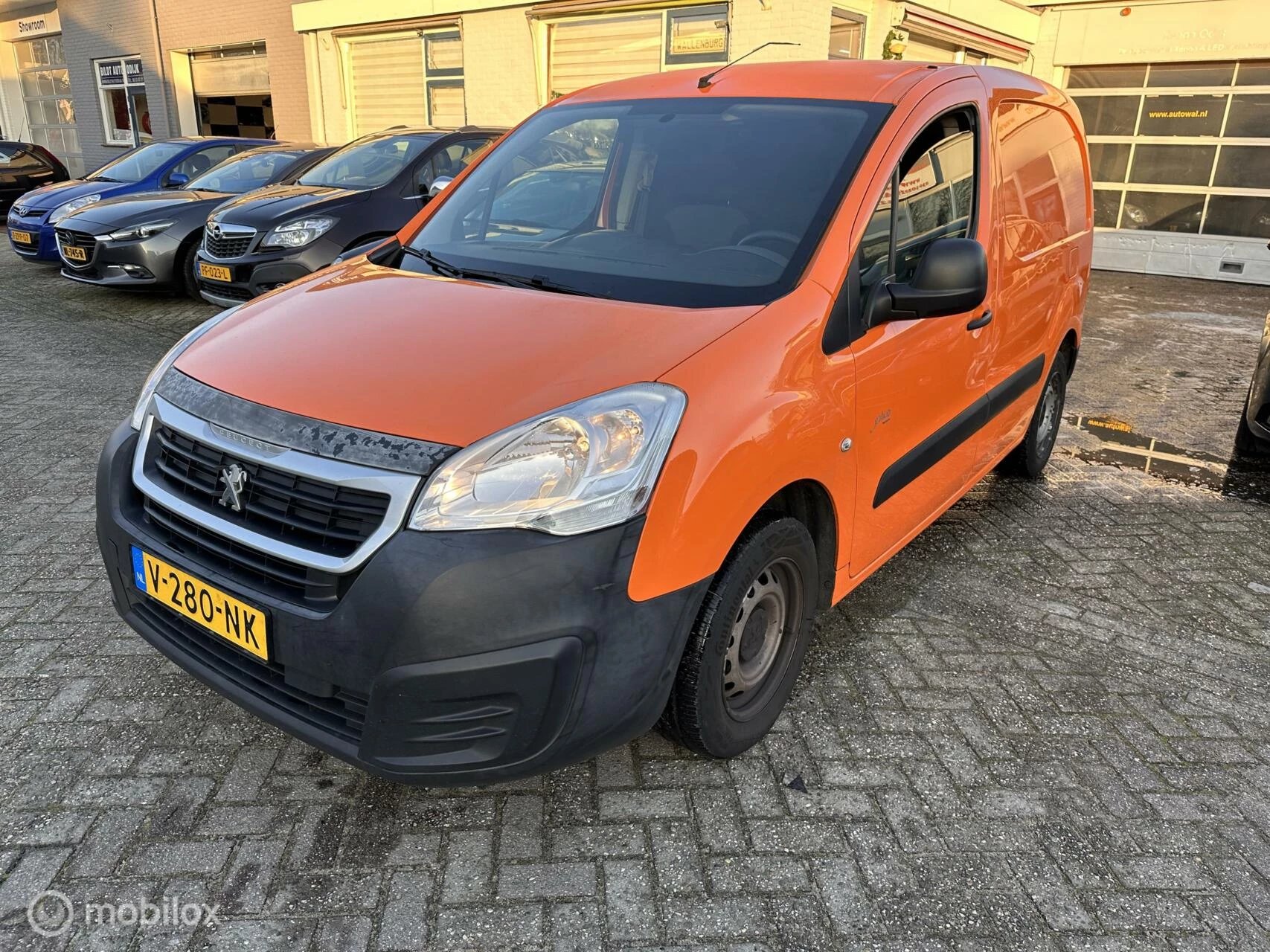 Hoofdafbeelding Peugeot Partner