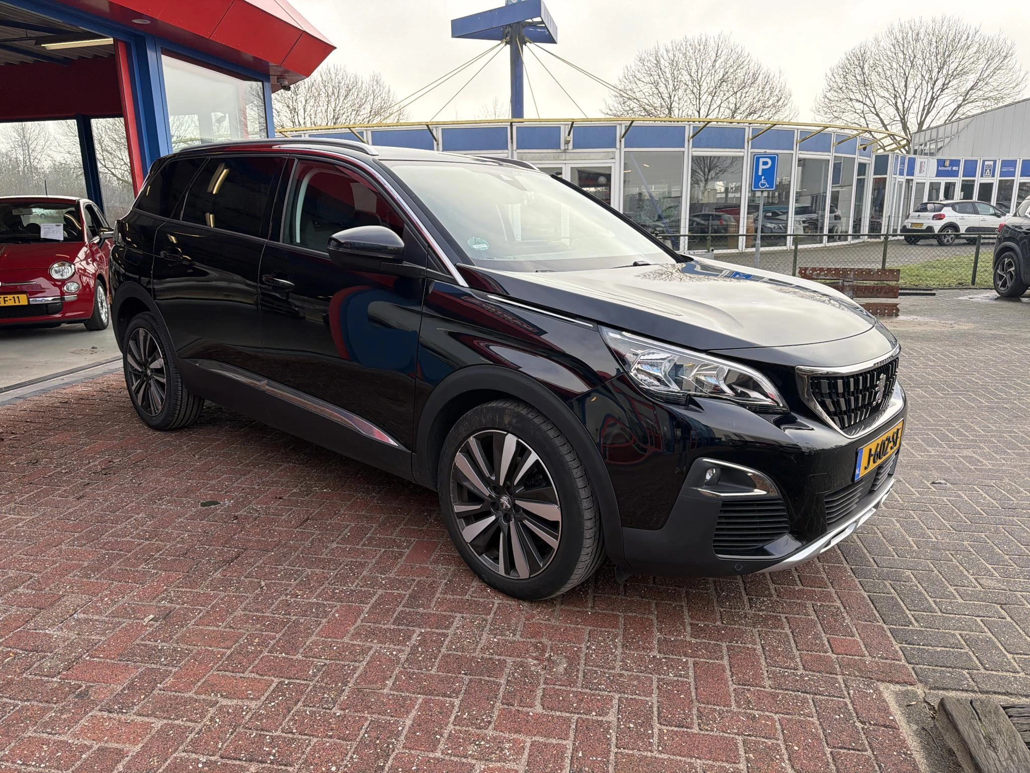 Hoofdafbeelding Peugeot 5008