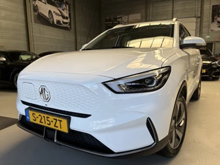 Hoofdafbeelding MG ZS EV MG ZS EV MG EV Long Range Luxury 70 kWh Pano, Adapt Cruise, Carplay, 94.4% SOH
