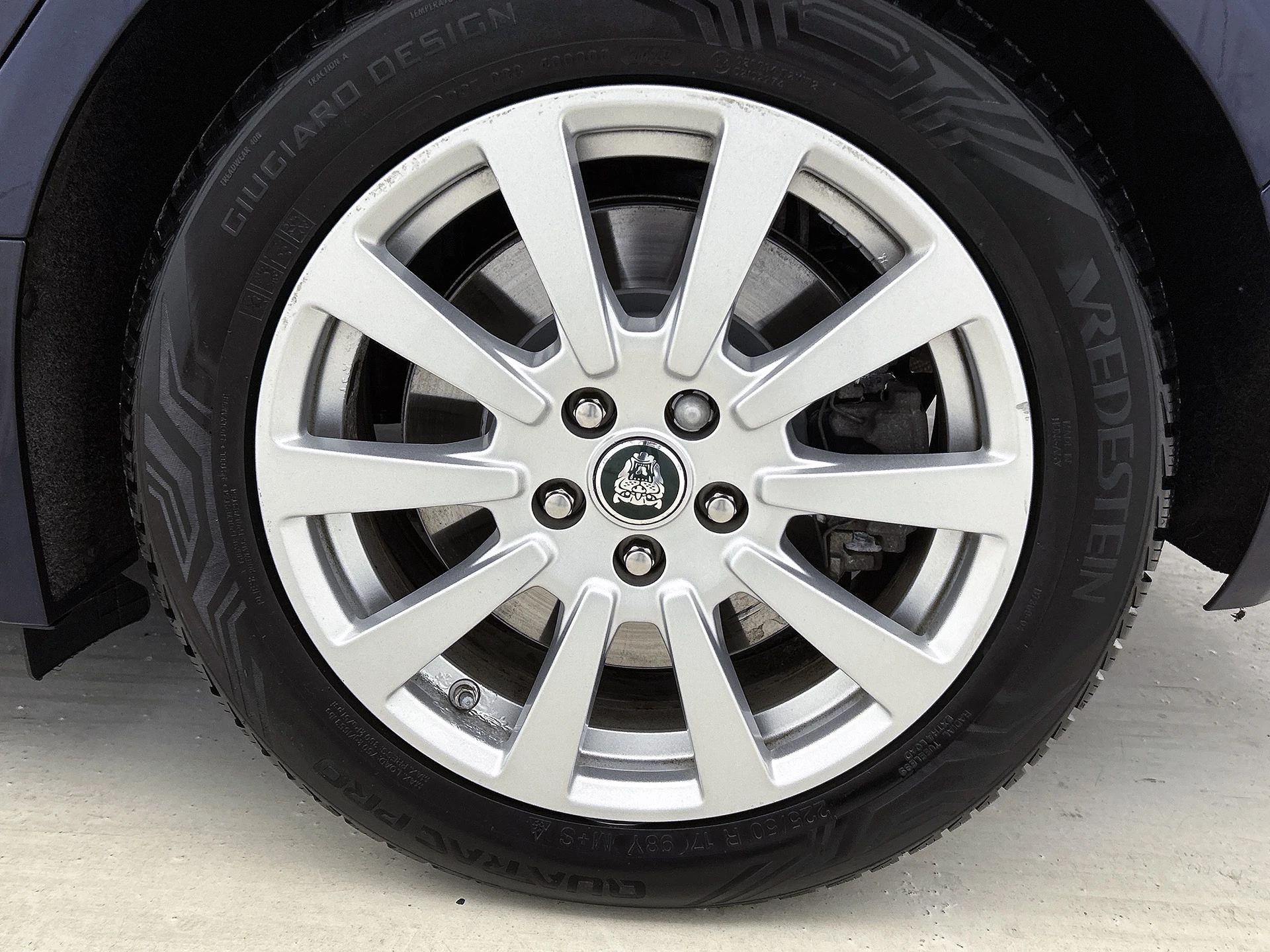 Hoofdafbeelding Jaguar XE