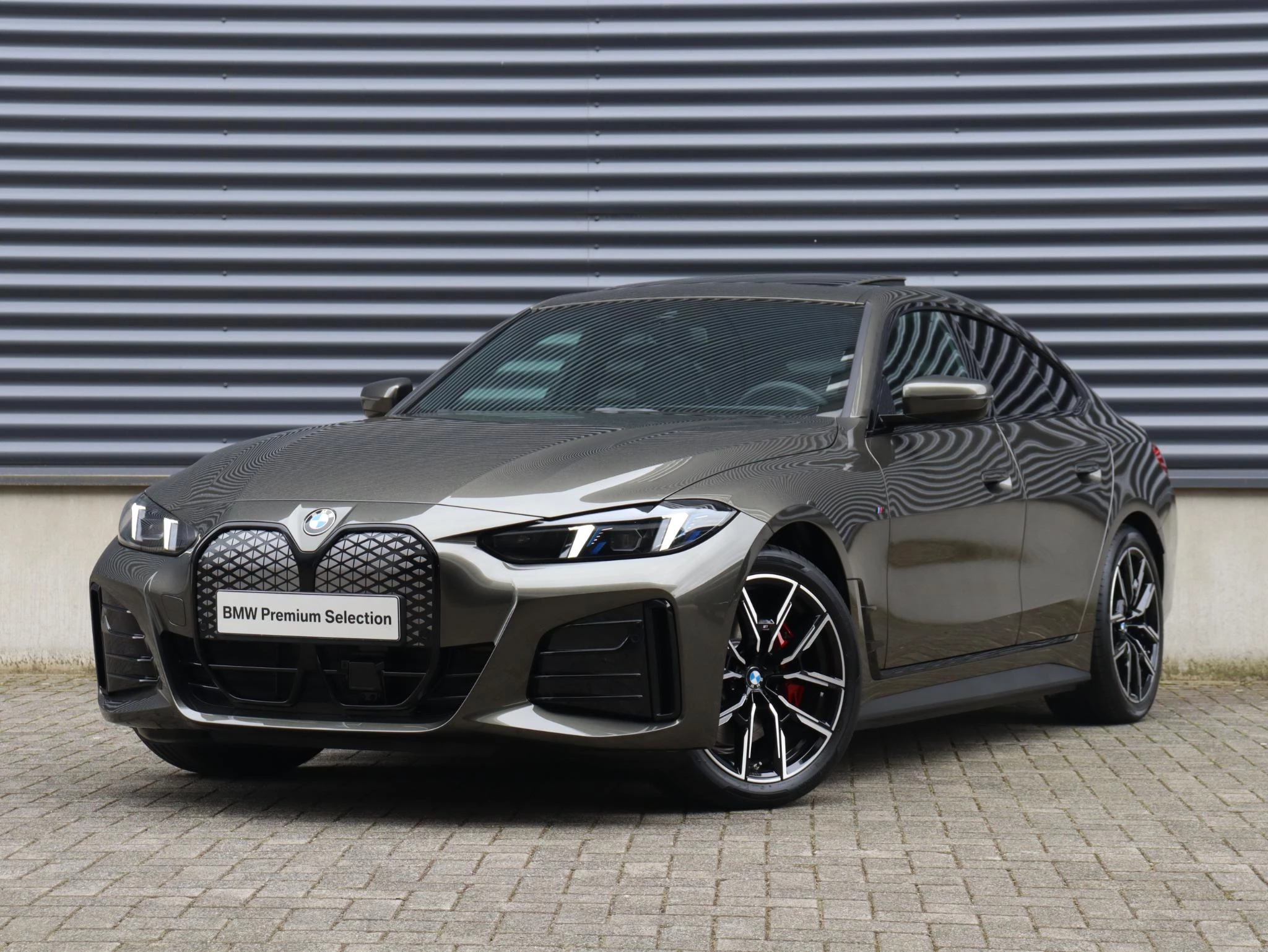 Hoofdafbeelding BMW i4