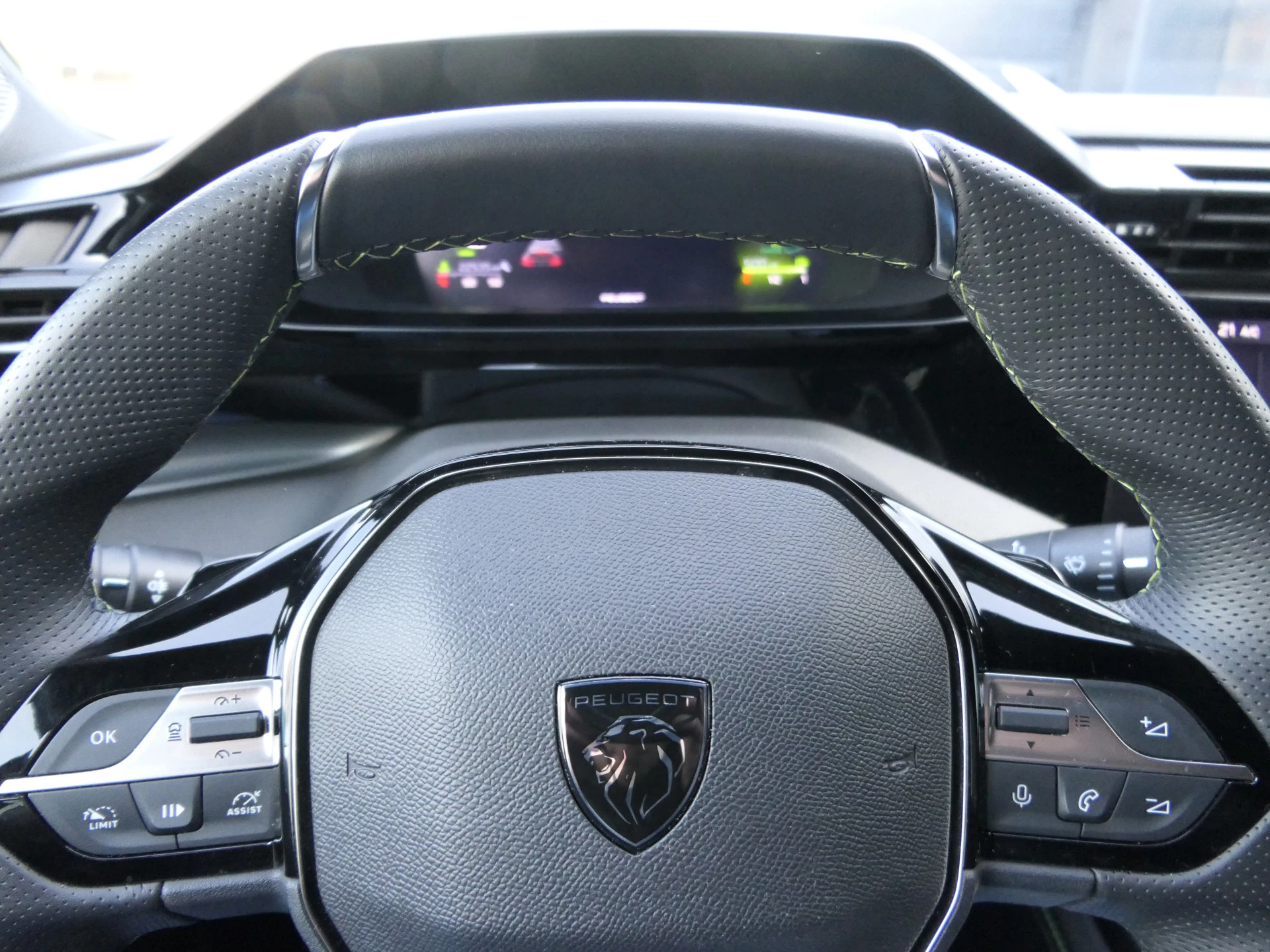 Hoofdafbeelding Peugeot 408