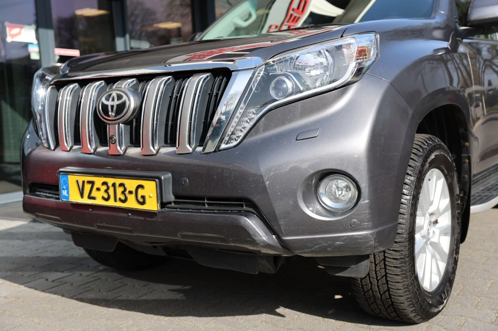 Hoofdafbeelding Toyota Land Cruiser