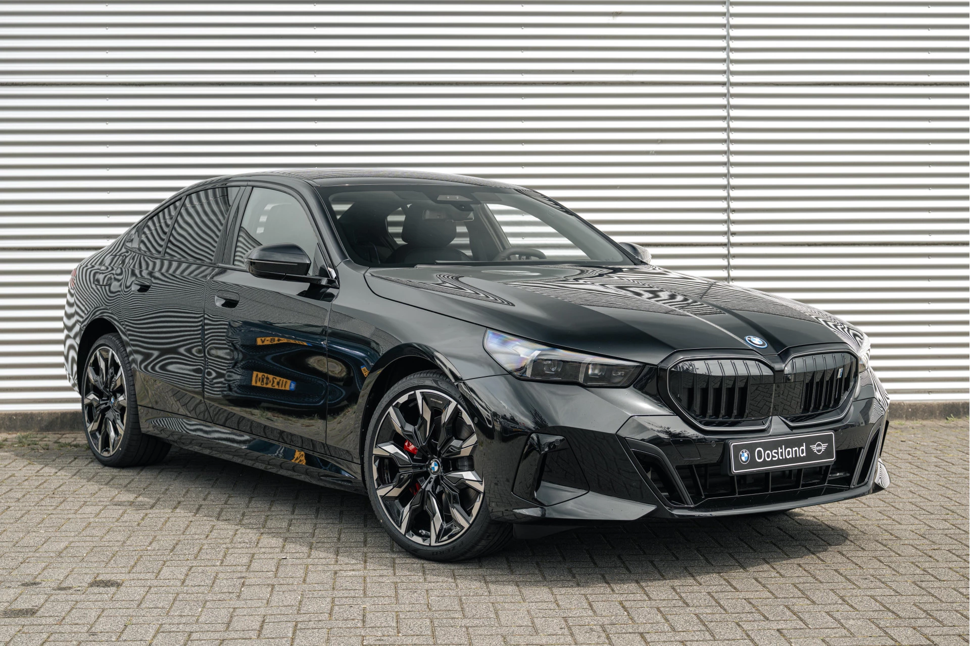 Hoofdafbeelding BMW i5