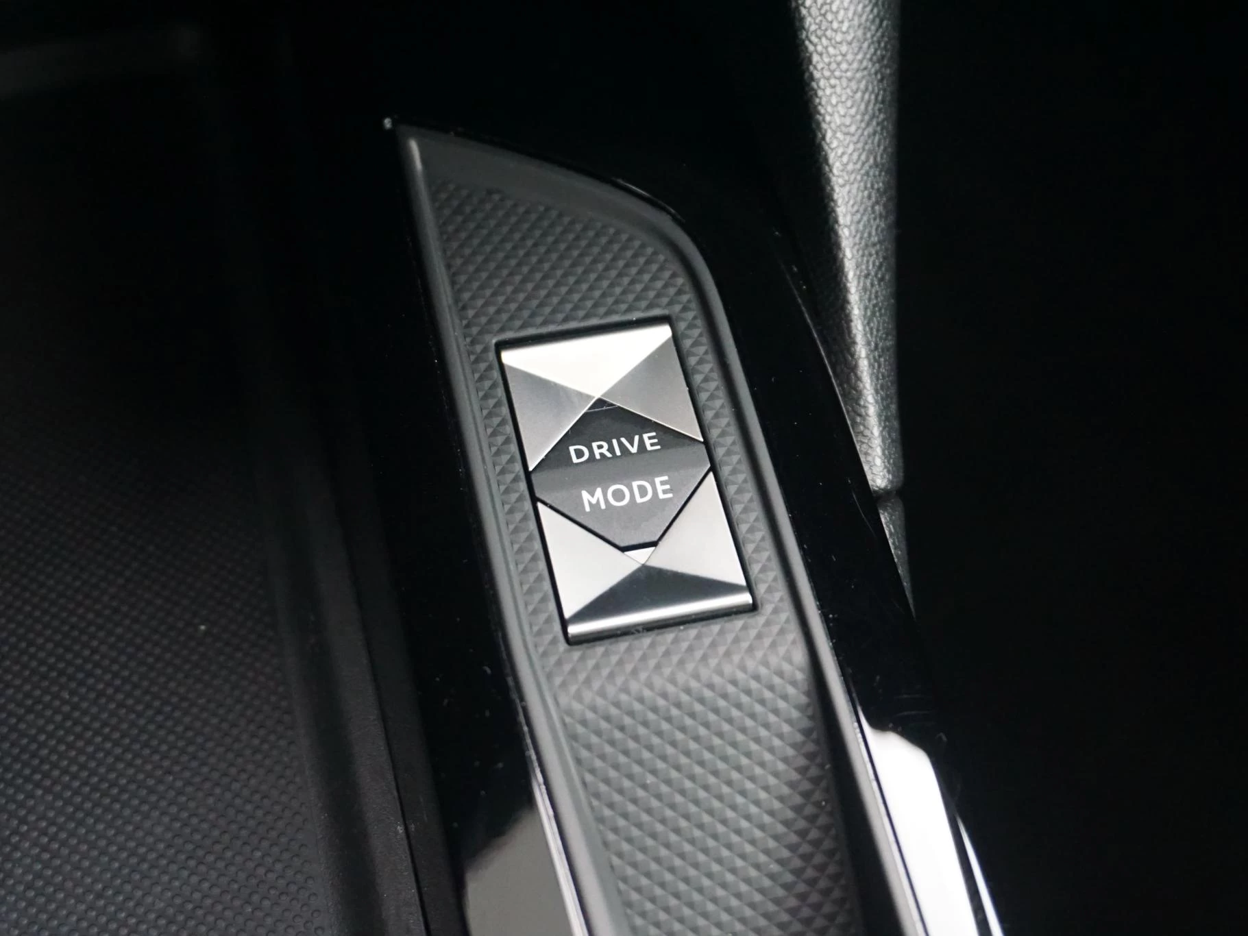 Hoofdafbeelding DS DS 3