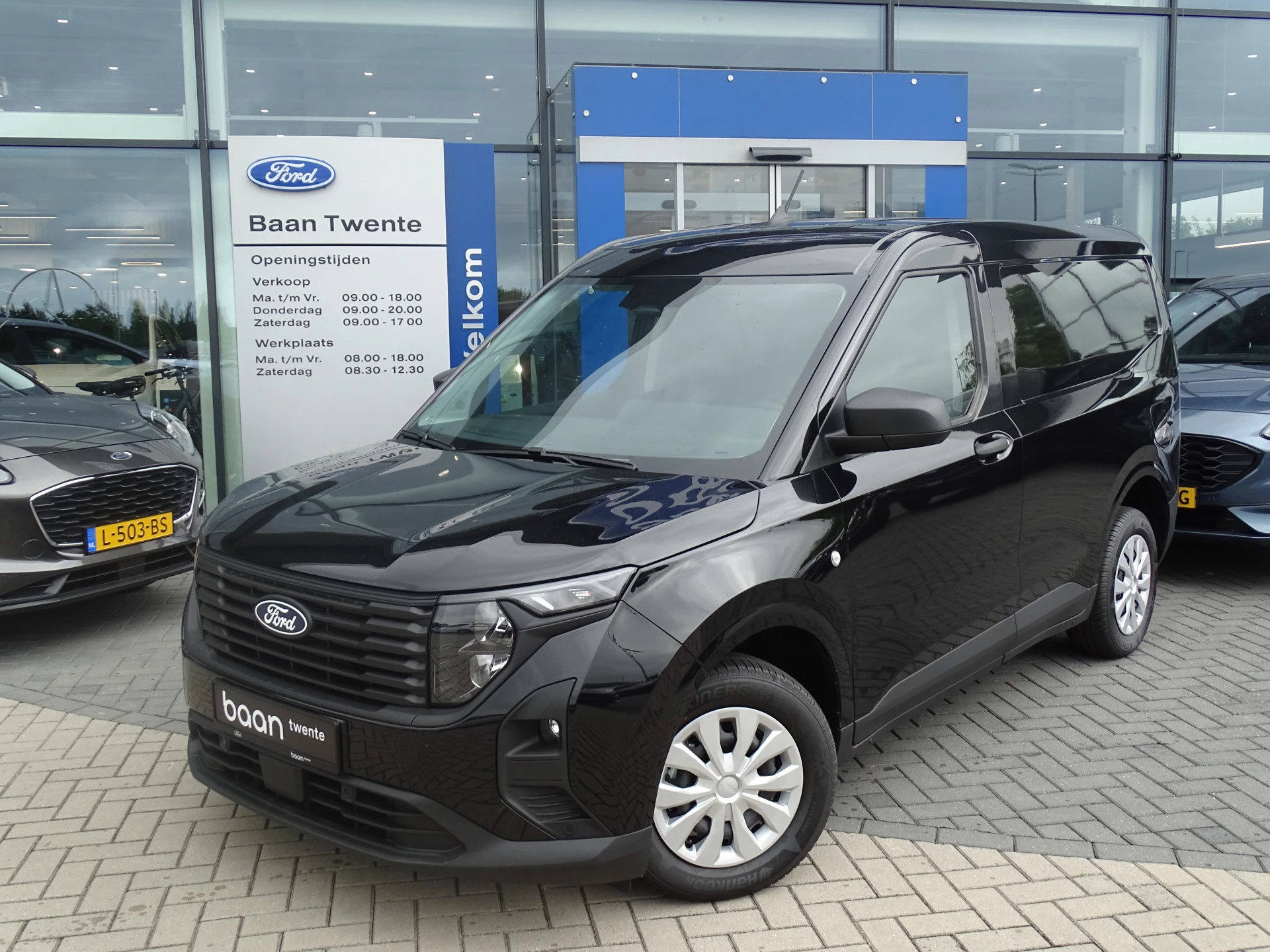 Hoofdafbeelding Ford Transit Courier