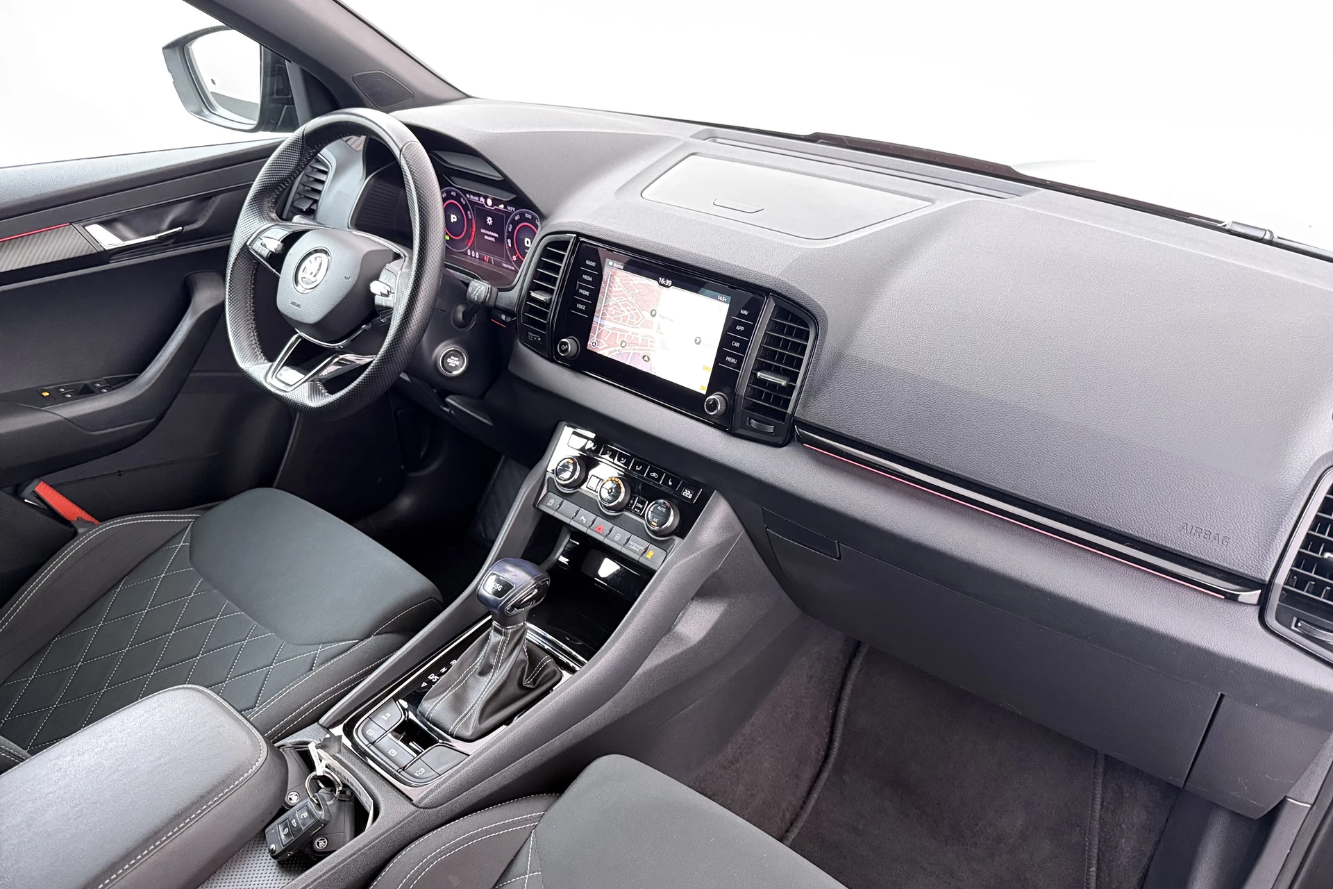 Hoofdafbeelding Škoda Karoq