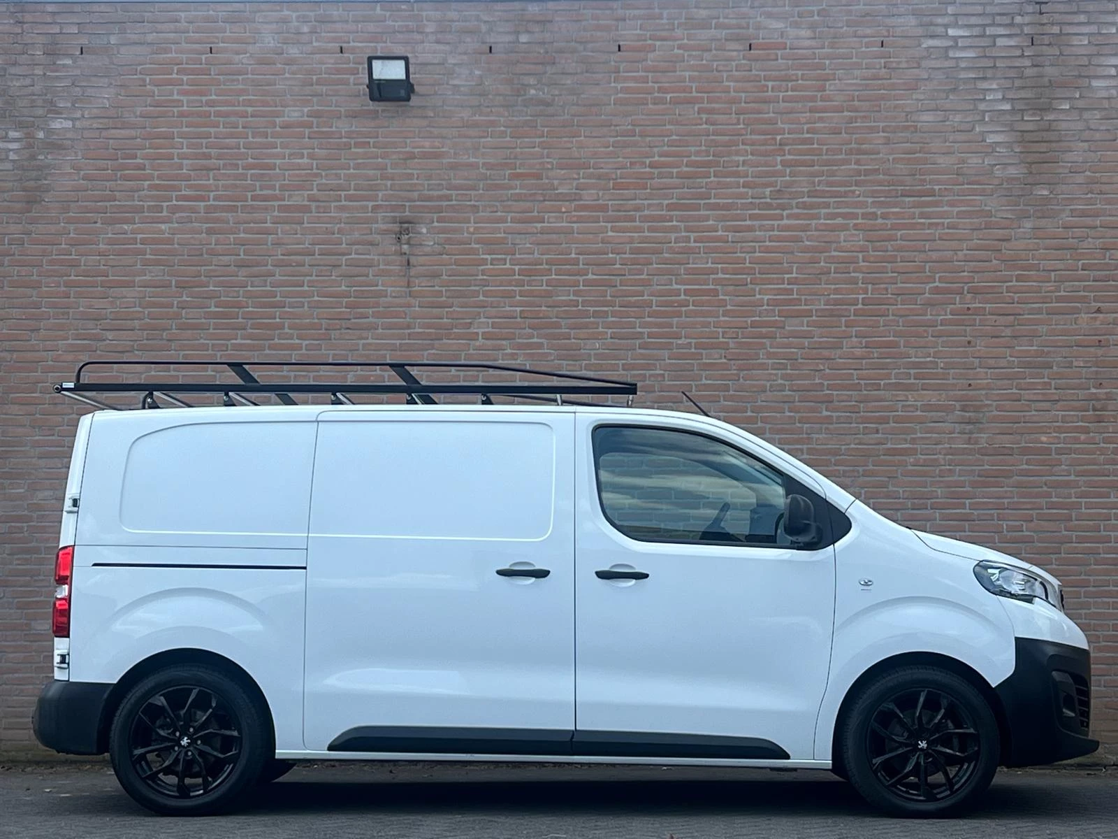 Hoofdafbeelding Peugeot Expert