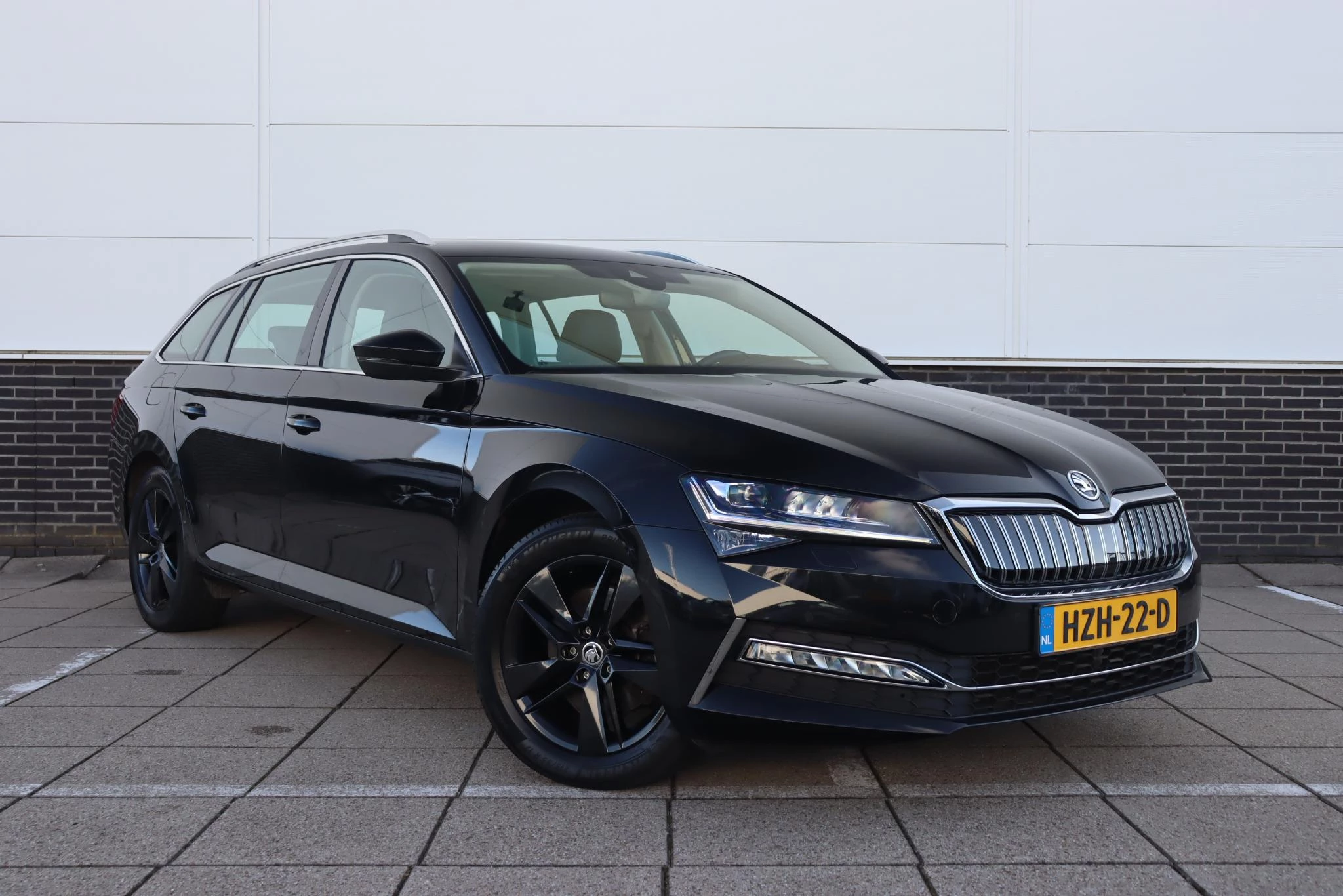 Hoofdafbeelding Škoda Superb