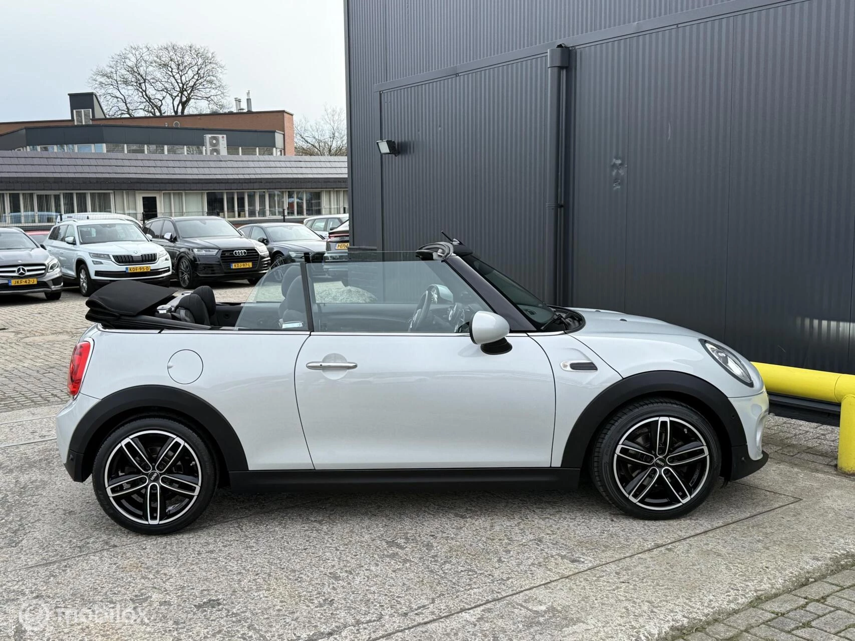 Hoofdafbeelding MINI Cooper Cabrio