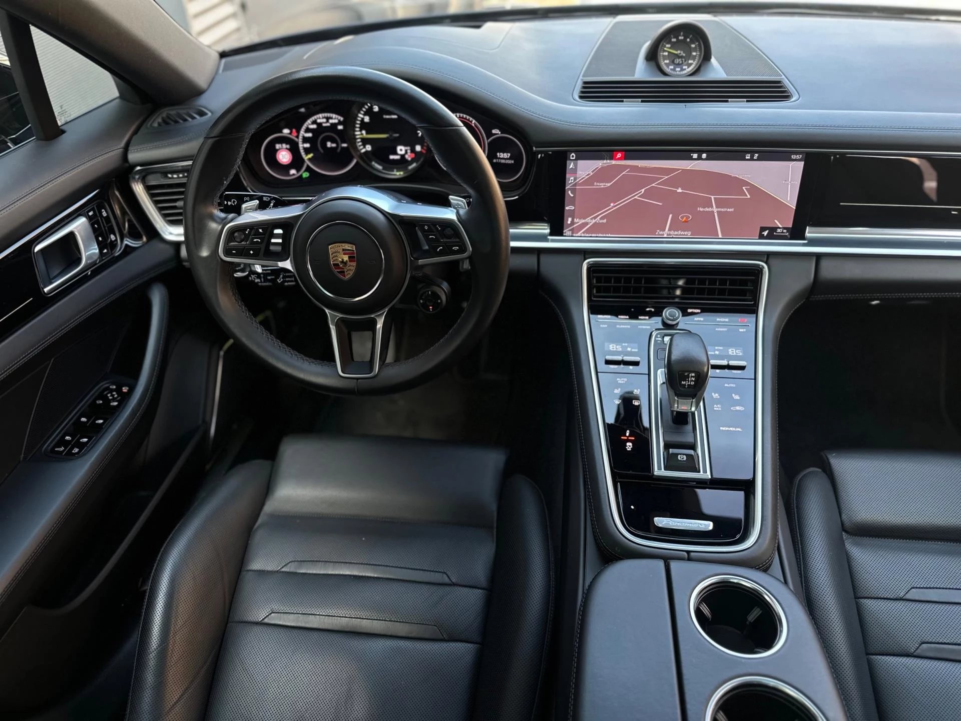 Hoofdafbeelding Porsche Panamera