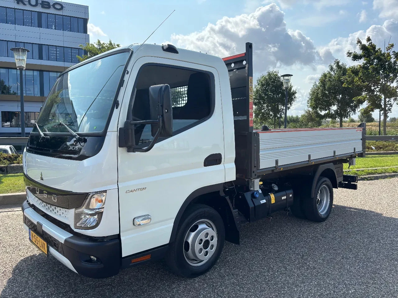 Hoofdafbeelding FUSO Canter