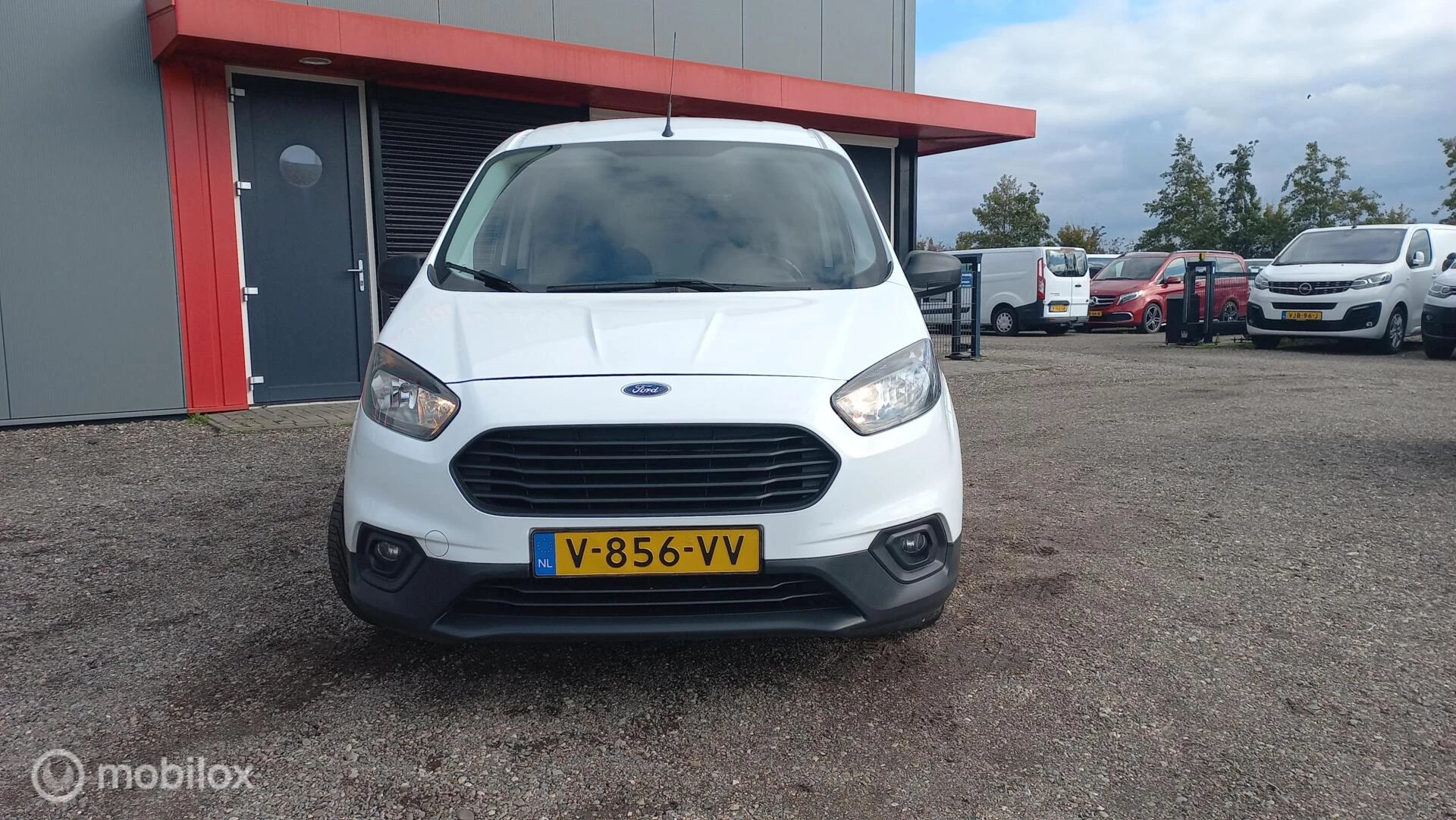 Hoofdafbeelding Ford Transit Courier