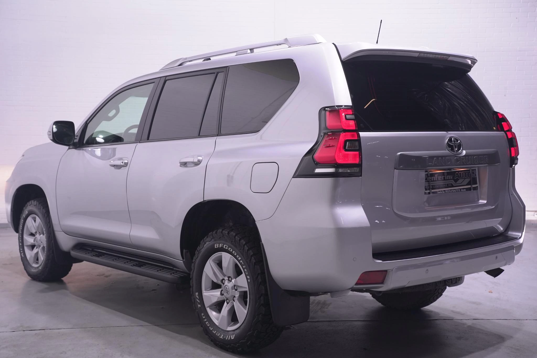 Hoofdafbeelding Toyota Land Cruiser