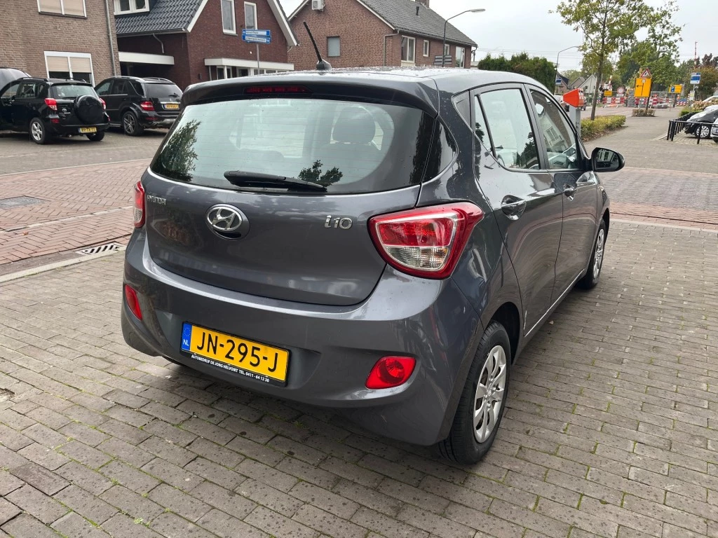 Hoofdafbeelding Hyundai i10