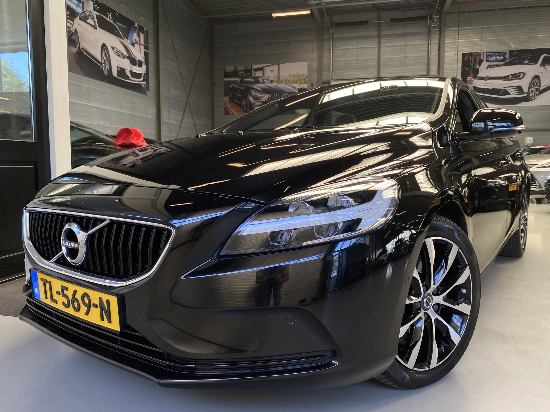 Hoofdafbeelding Volvo V40