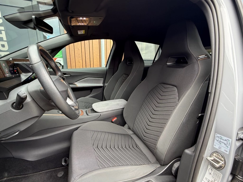 Hoofdafbeelding CUPRA Born