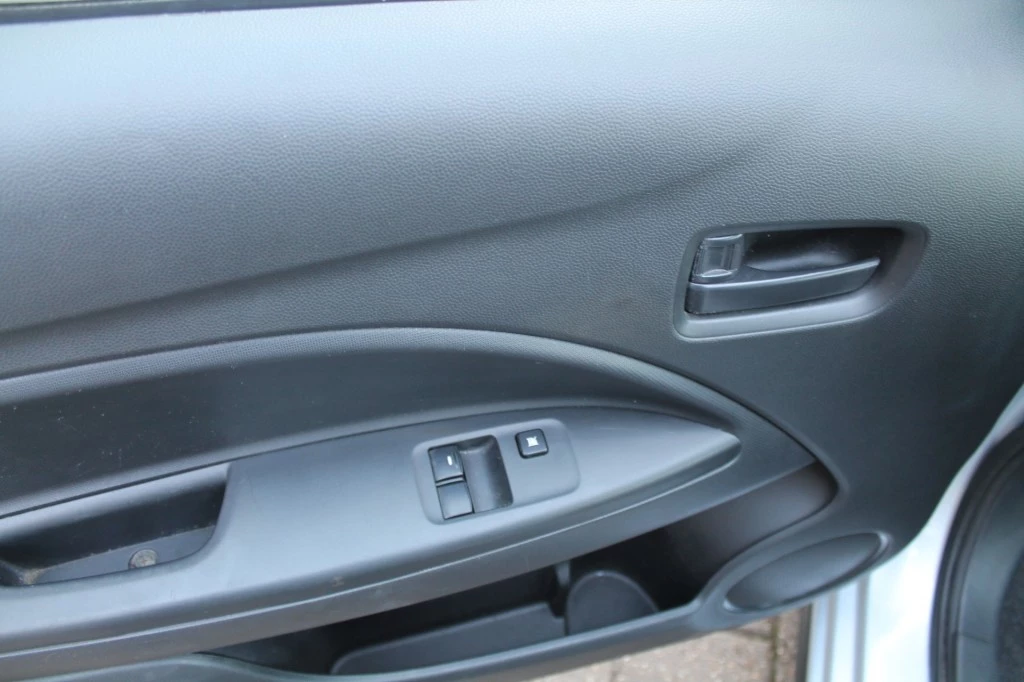 Hoofdafbeelding Mitsubishi Space Star