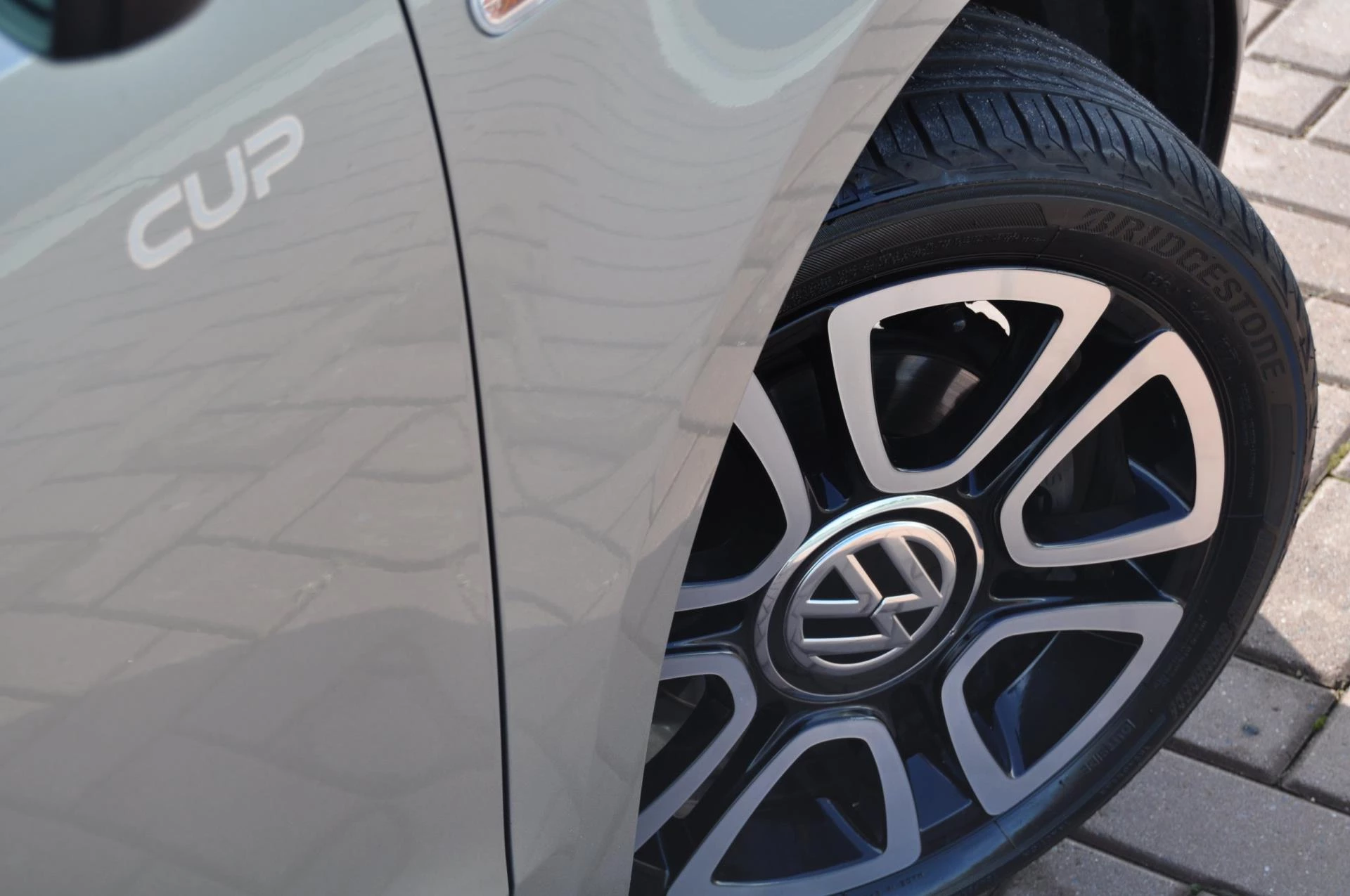 Hoofdafbeelding Volkswagen up!