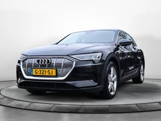 Audi e-tron e-tron 55 quattro 95 kWh 408 PK 1e-Eig & Dealer-Onderh. BOVAG-Garantie NL-Auto Panoramadak, Navigatie, Trekhaak, Cruisecontrol, Keyless-Entry/Start, Parkeersensoren-V+A, Bluetooth, Luchtvering, DAB, Elek.-Ac Licht-Zicht-Pakket, Lm-Velgen-20Inch, Privacy-Glas
