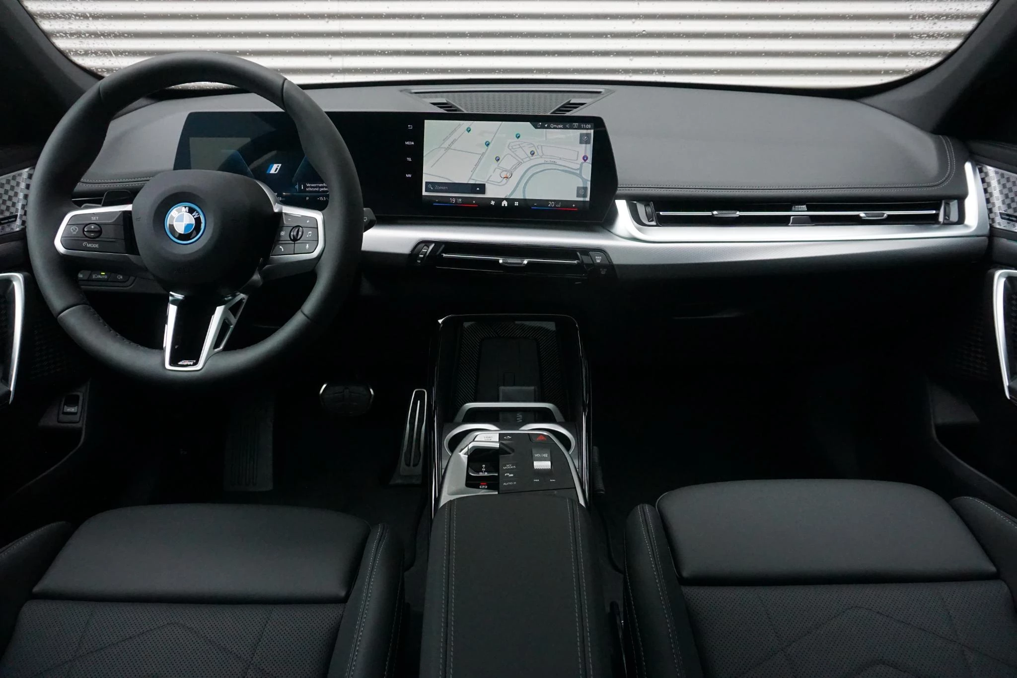 Hoofdafbeelding BMW iX1