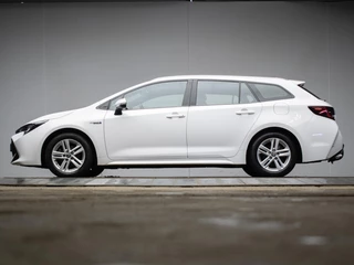 Toyota Corolla Touring Sports 1.8 Hybrid Active Sport (NAVI,CLIMATE,ADAPTIVE CRUISE,CAMERA,PDC,SPORTSTOELEN,LM VELGEN,NETTE STAAT)