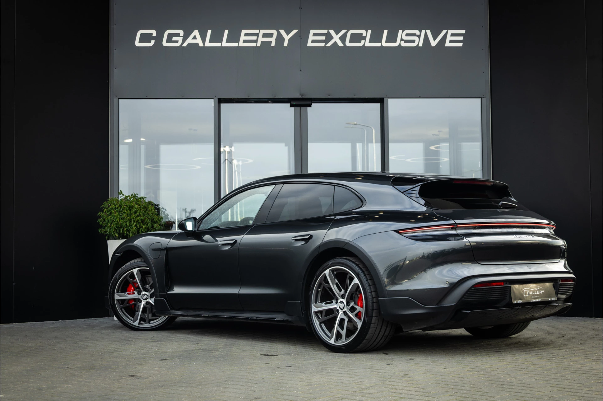 Hoofdafbeelding Porsche Taycan