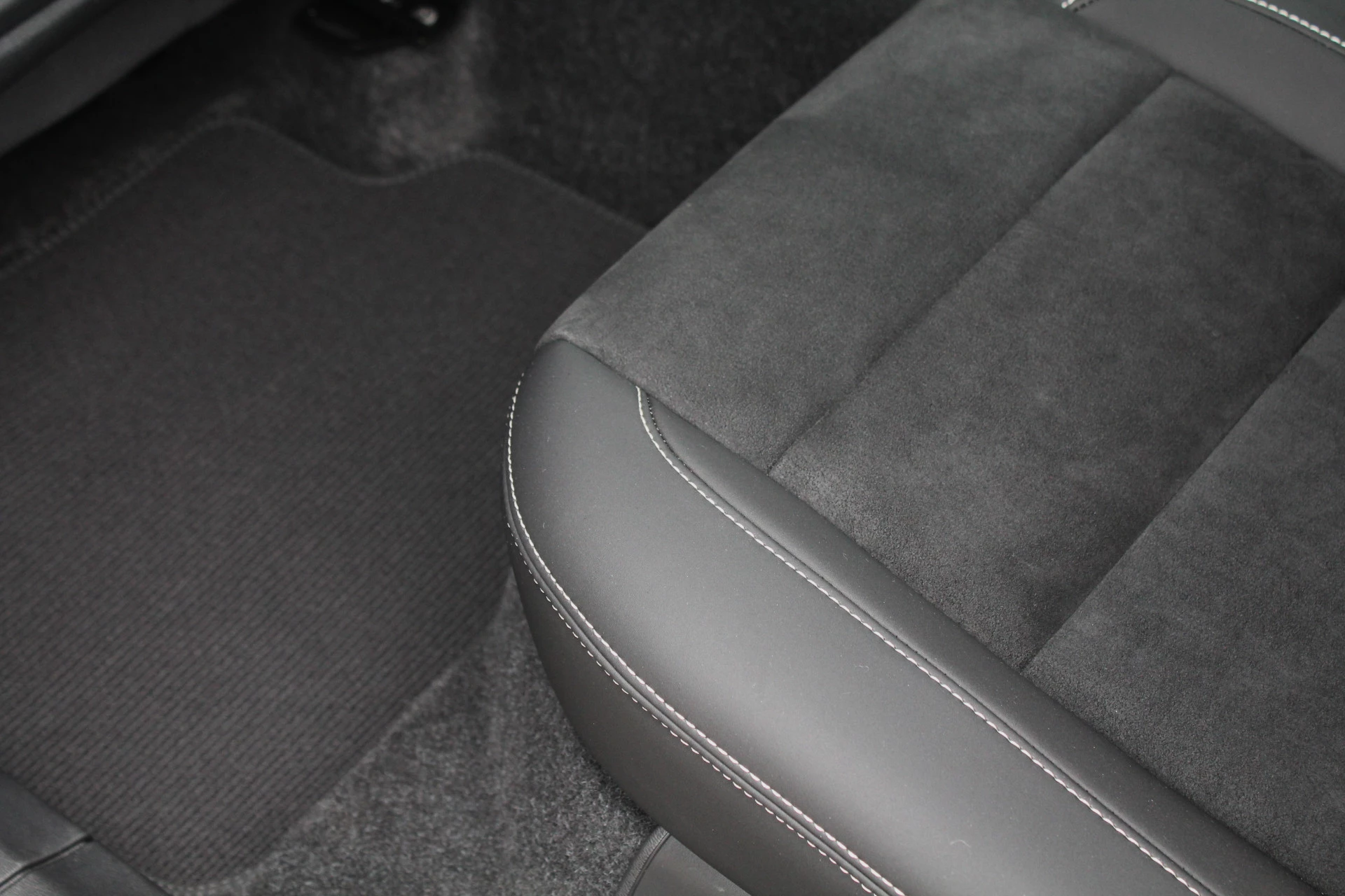 Hoofdafbeelding Volvo C40