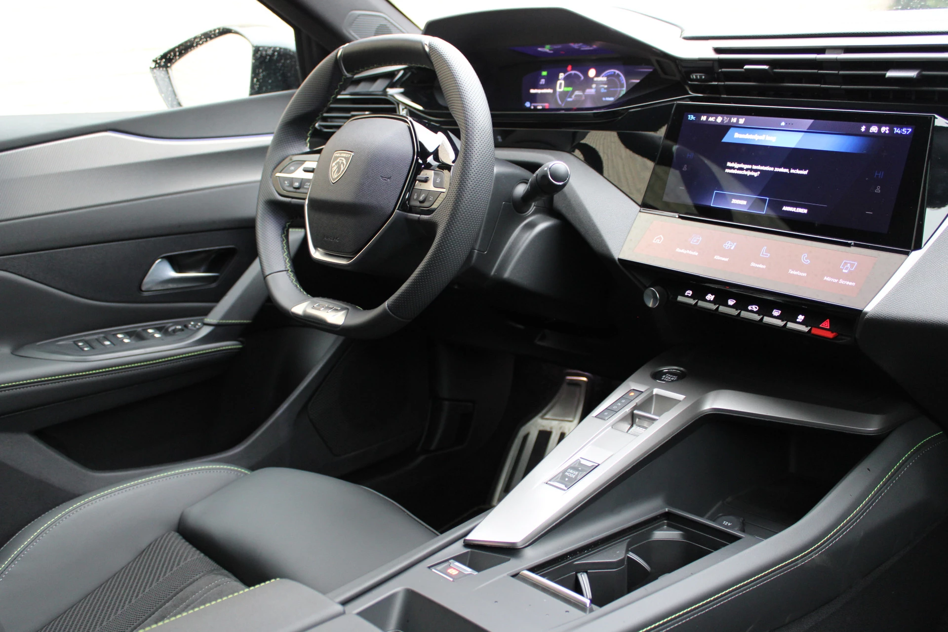 Hoofdafbeelding Peugeot 408