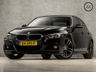 BMW 3 Serie 318 M Sport Shadow Automaat (GROOT NAVI, M PAKKET, LEDEREN SPORTSTOELEN, STOELVERWARMING, DIGITAL COCKPIT, CAMERA, KEYLESS, PARKEERSENSOREN, NIEUWSTAAT)