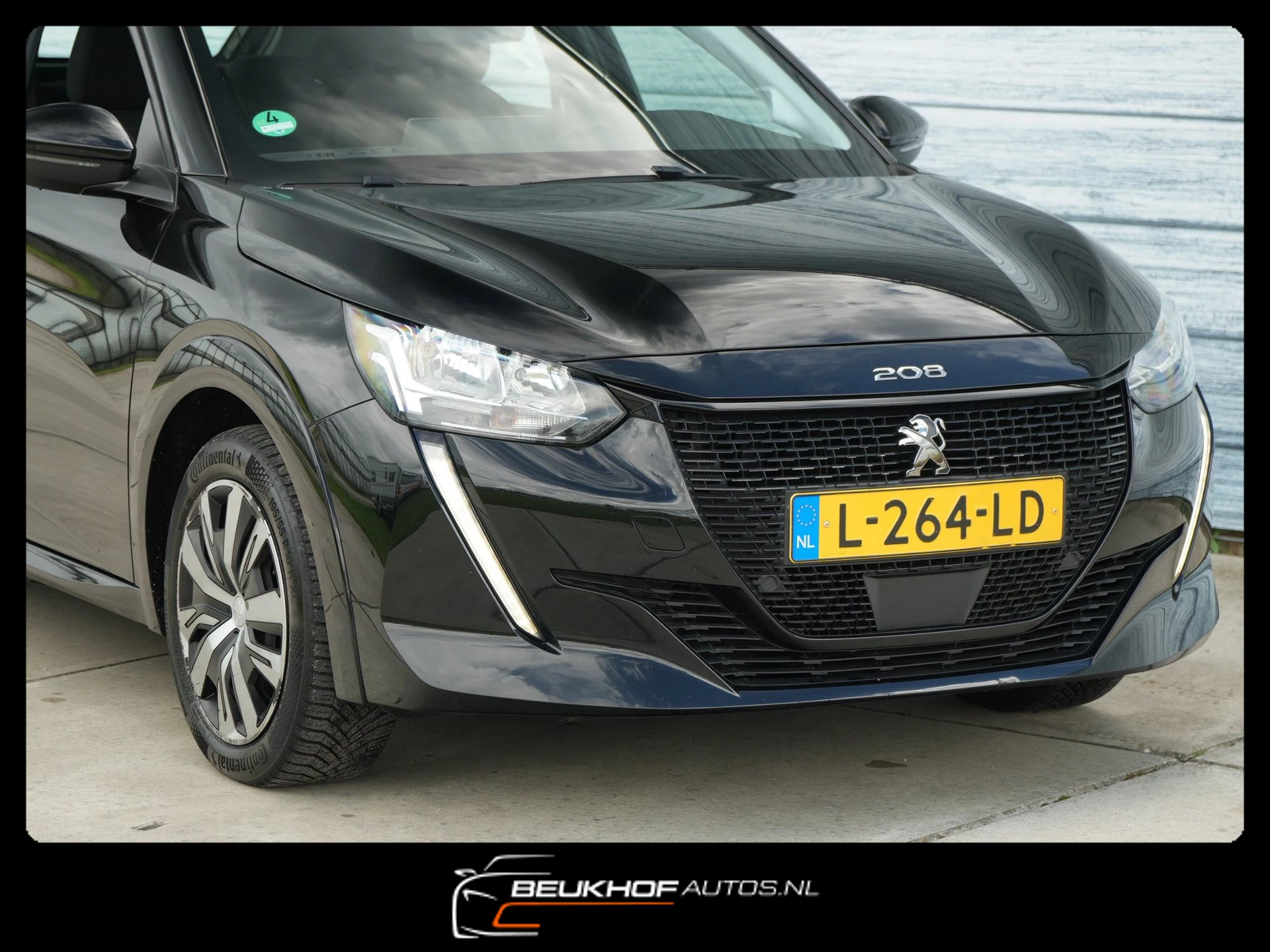 Hoofdafbeelding Peugeot e-208