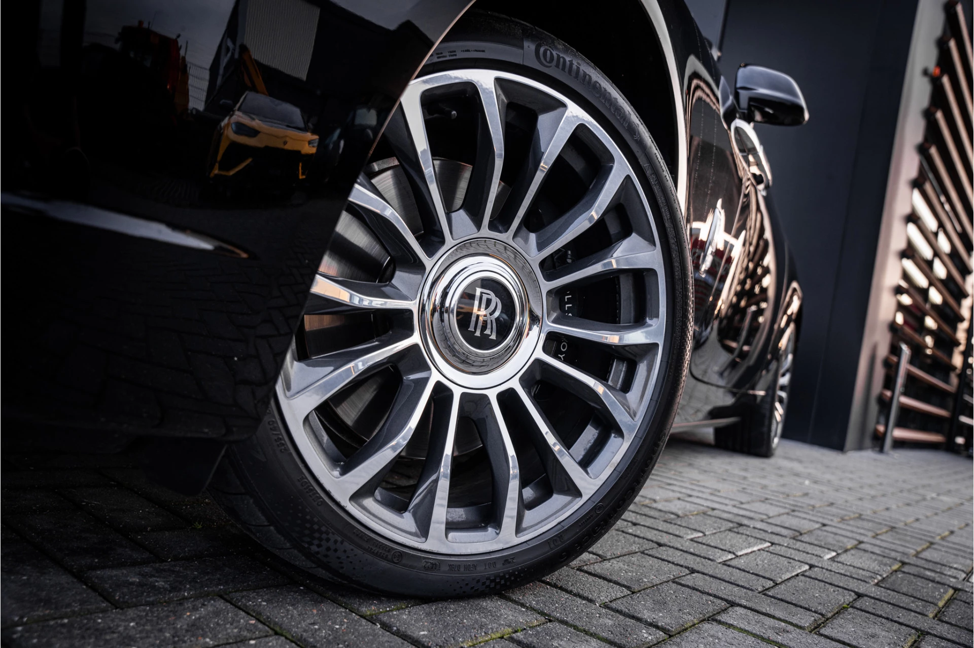 Hoofdafbeelding Rolls-Royce Dawn