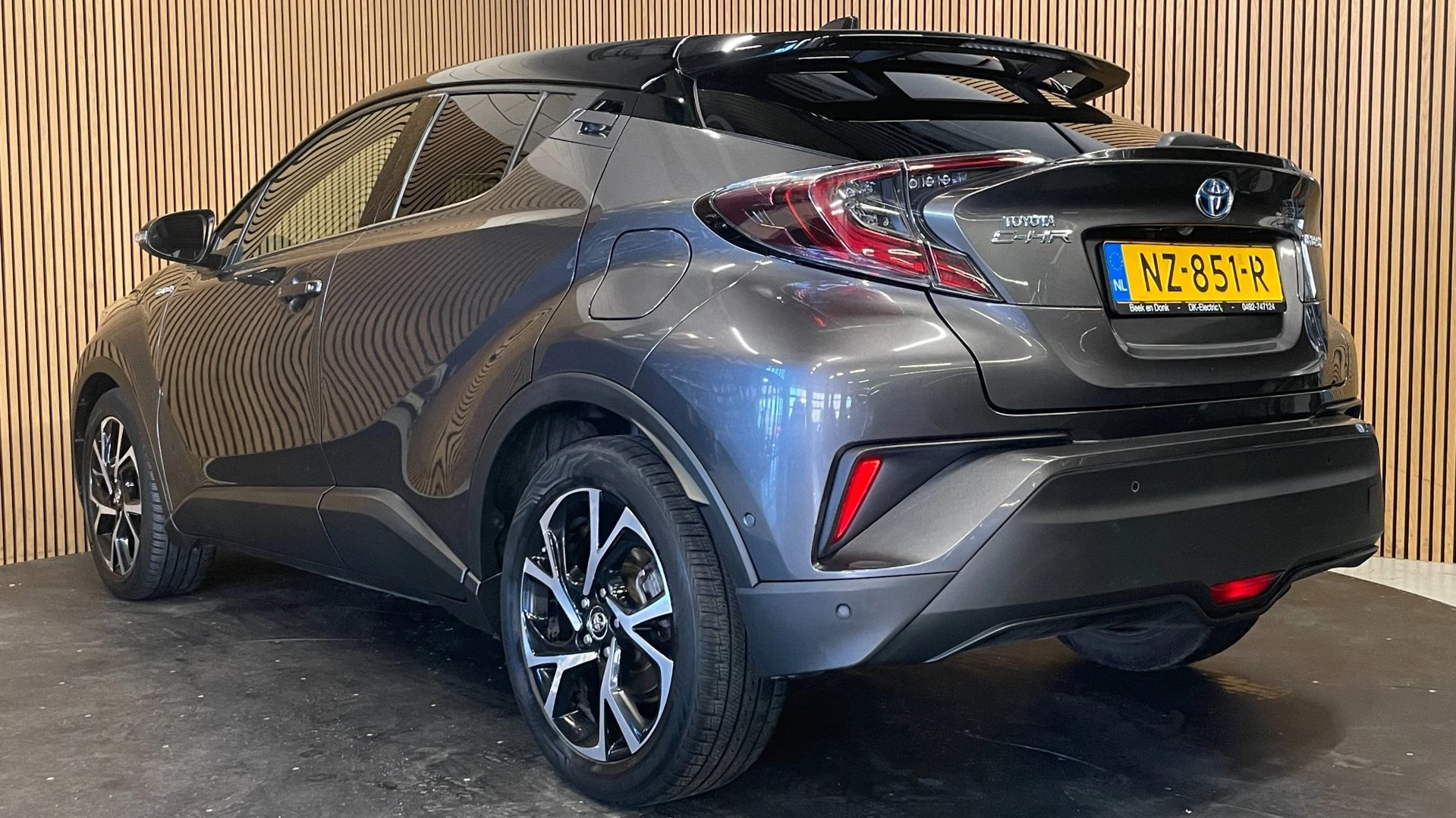 Hoofdafbeelding Toyota C-HR