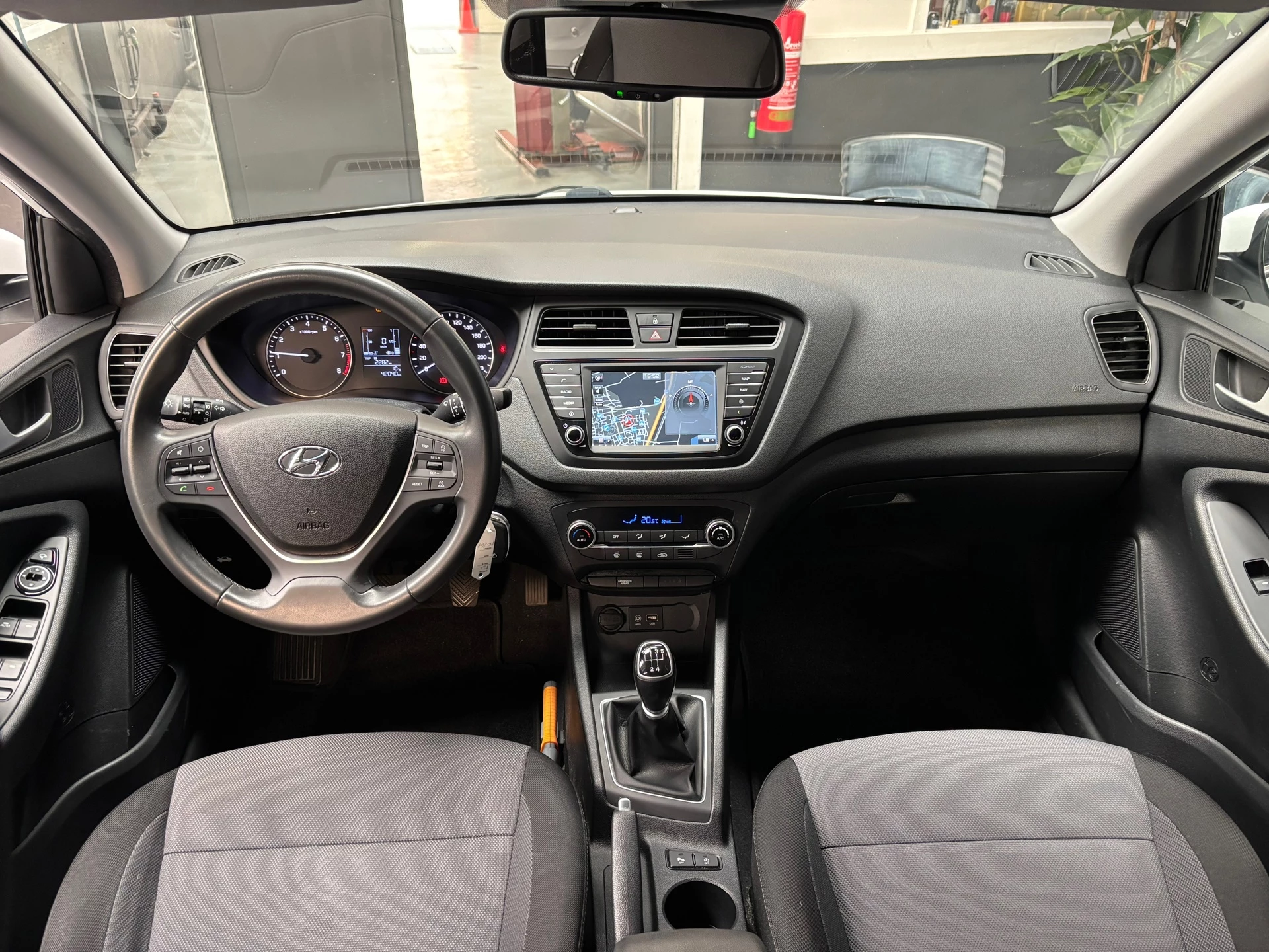 Hoofdafbeelding Hyundai i20