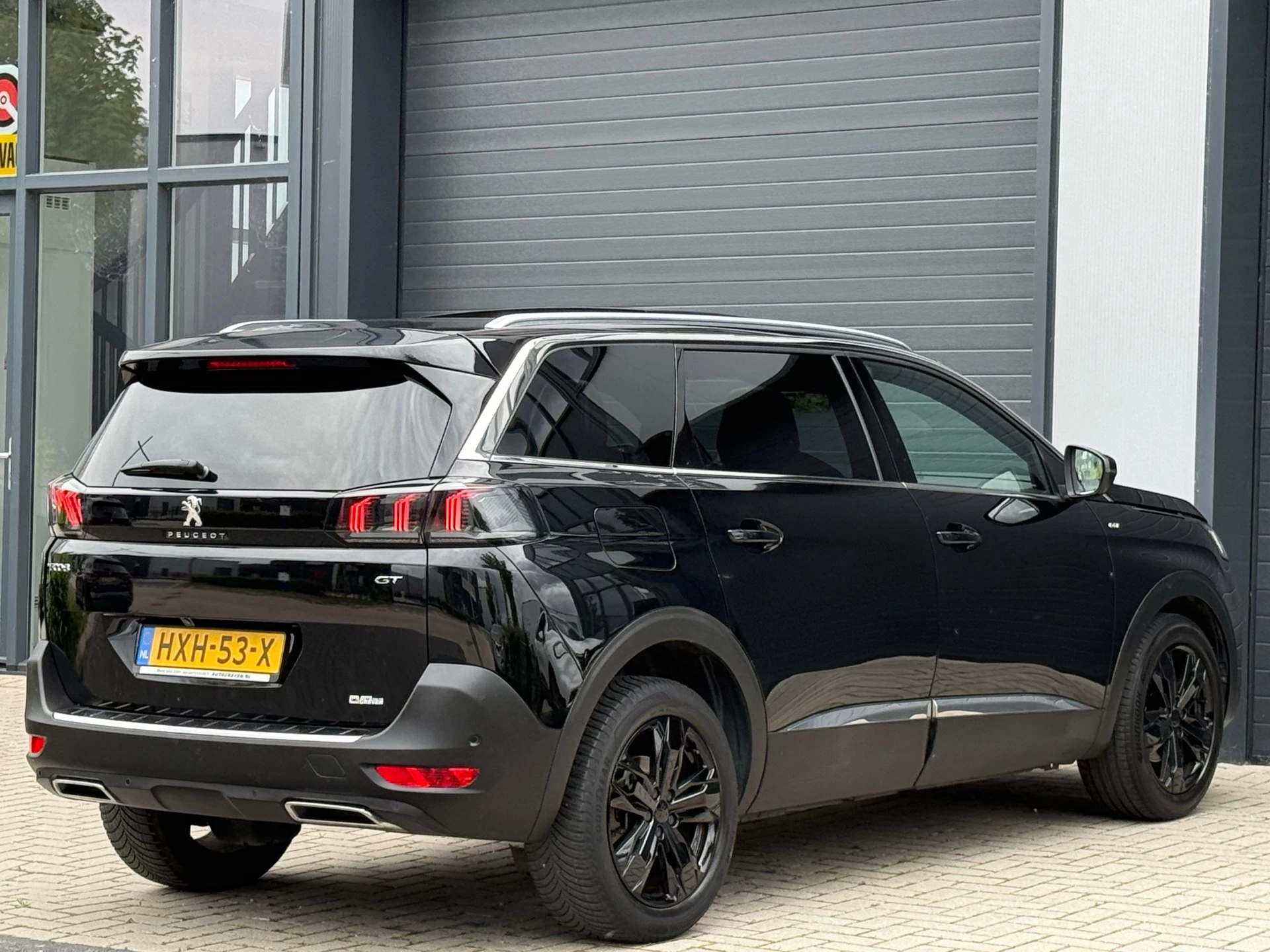 Hoofdafbeelding Peugeot 5008