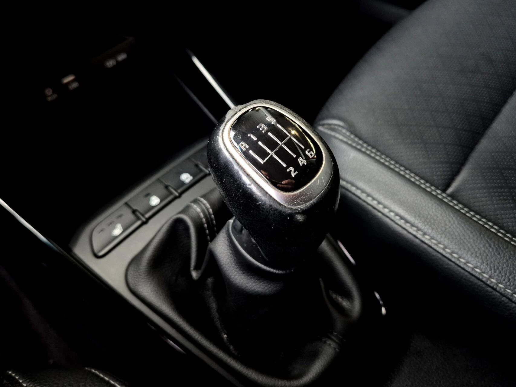 Hoofdafbeelding Kia Stonic