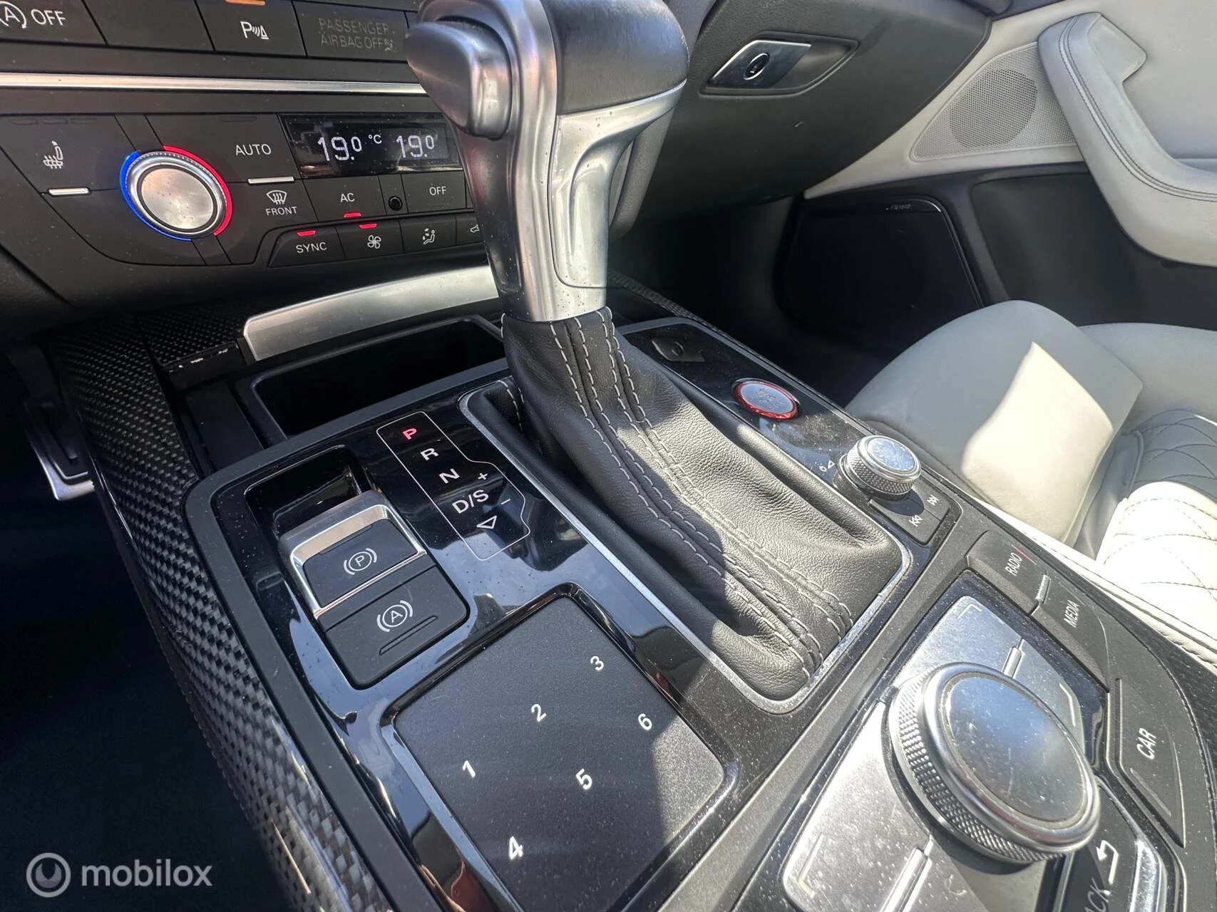 Hoofdafbeelding Audi S6