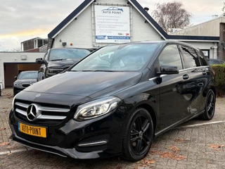 Mercedes-Benz B-klasse 180 AUT7/SPORTSEATS/LEDER/KEYLESS/NAVI/PDC