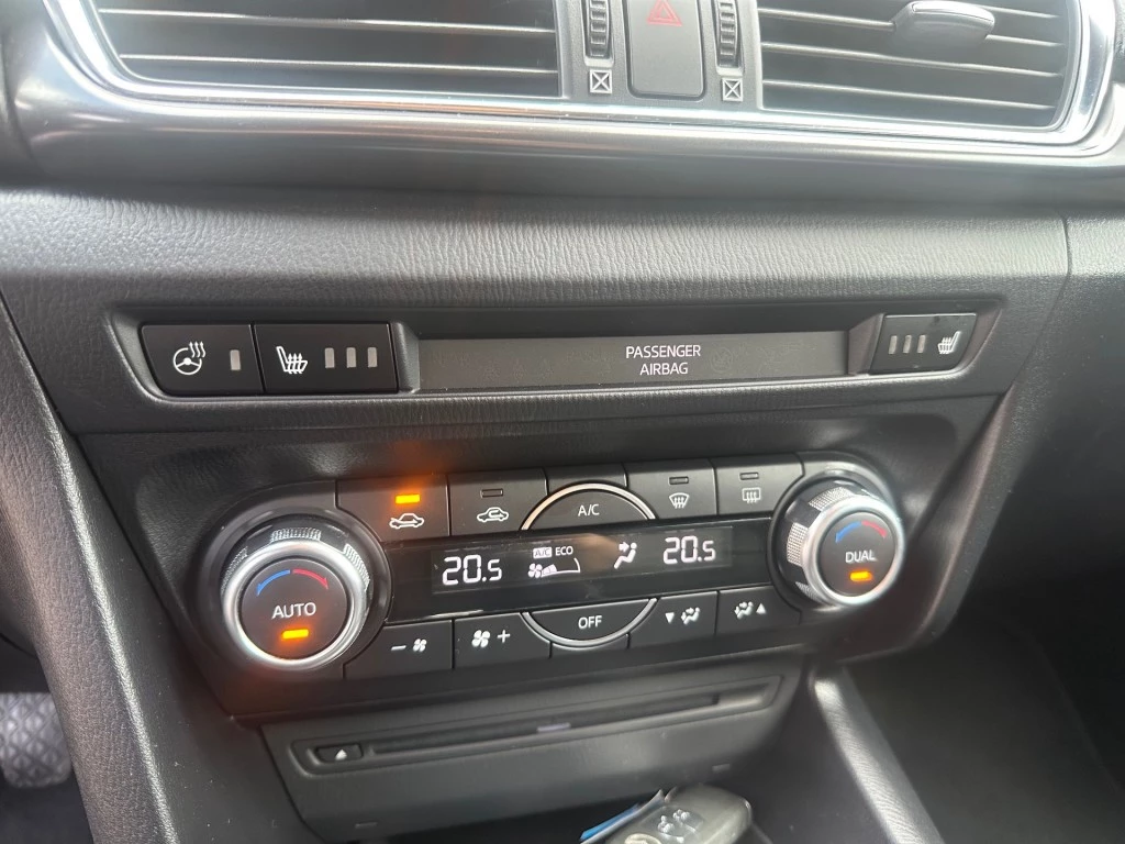 Hoofdafbeelding Mazda 3