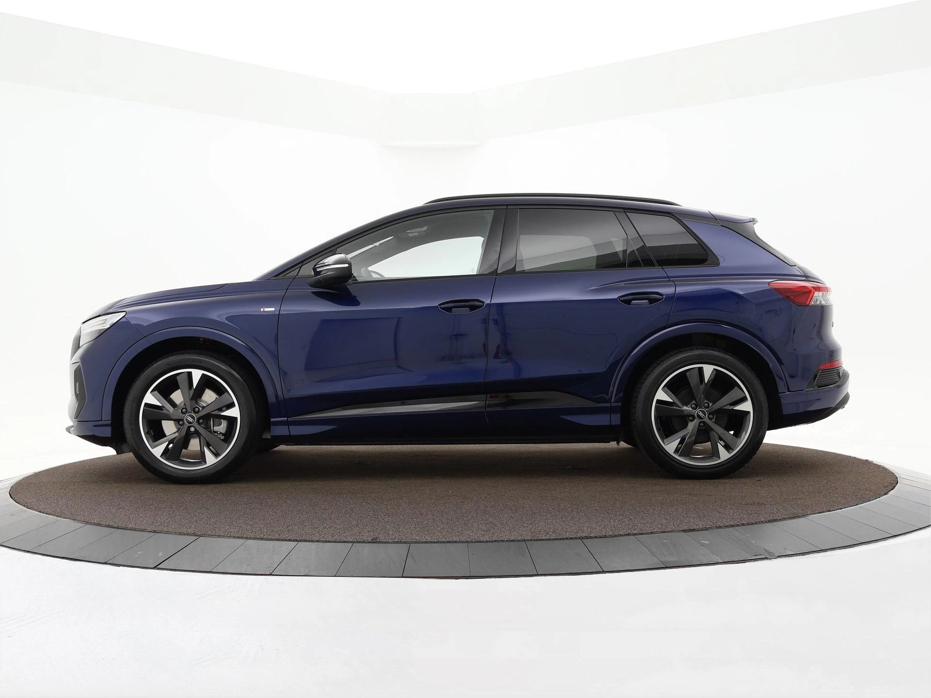 Hoofdafbeelding Audi Q4 e-tron
