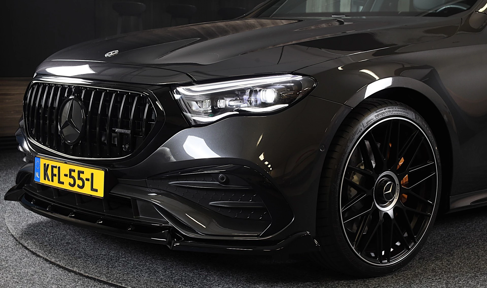 Hoofdafbeelding Mercedes-Benz E-Klasse