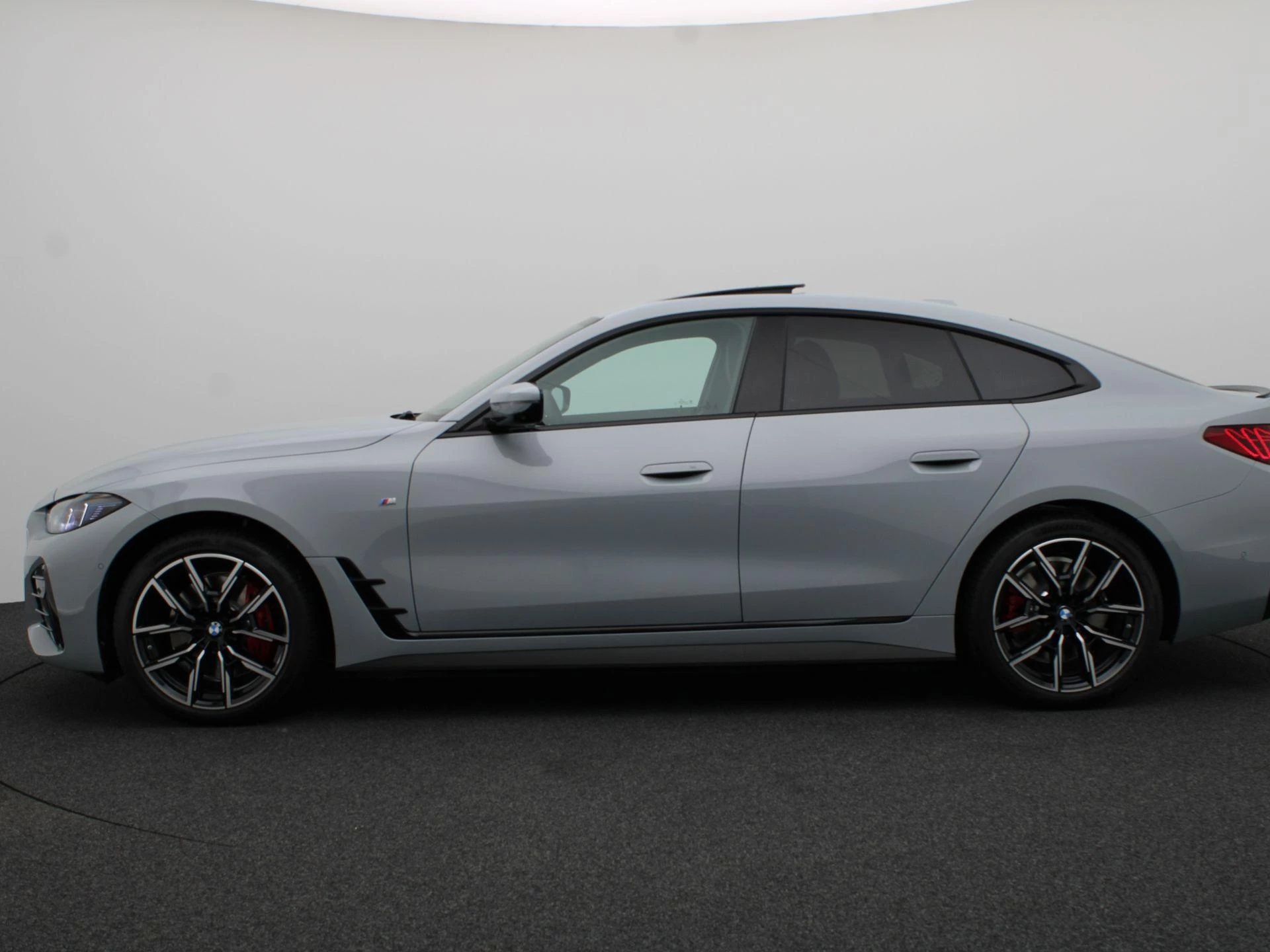 Hoofdafbeelding BMW i4