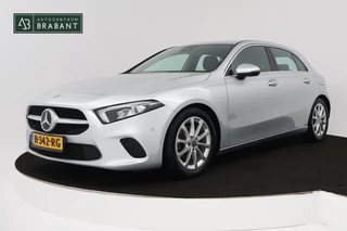 Mercedes-Benz A-klasse 180 Advantage (PARKEERSENSOREN, ACHTERUITRIJCAMERA, CRUISE CONTROL, NAVIGATIE, NL-AUTO)