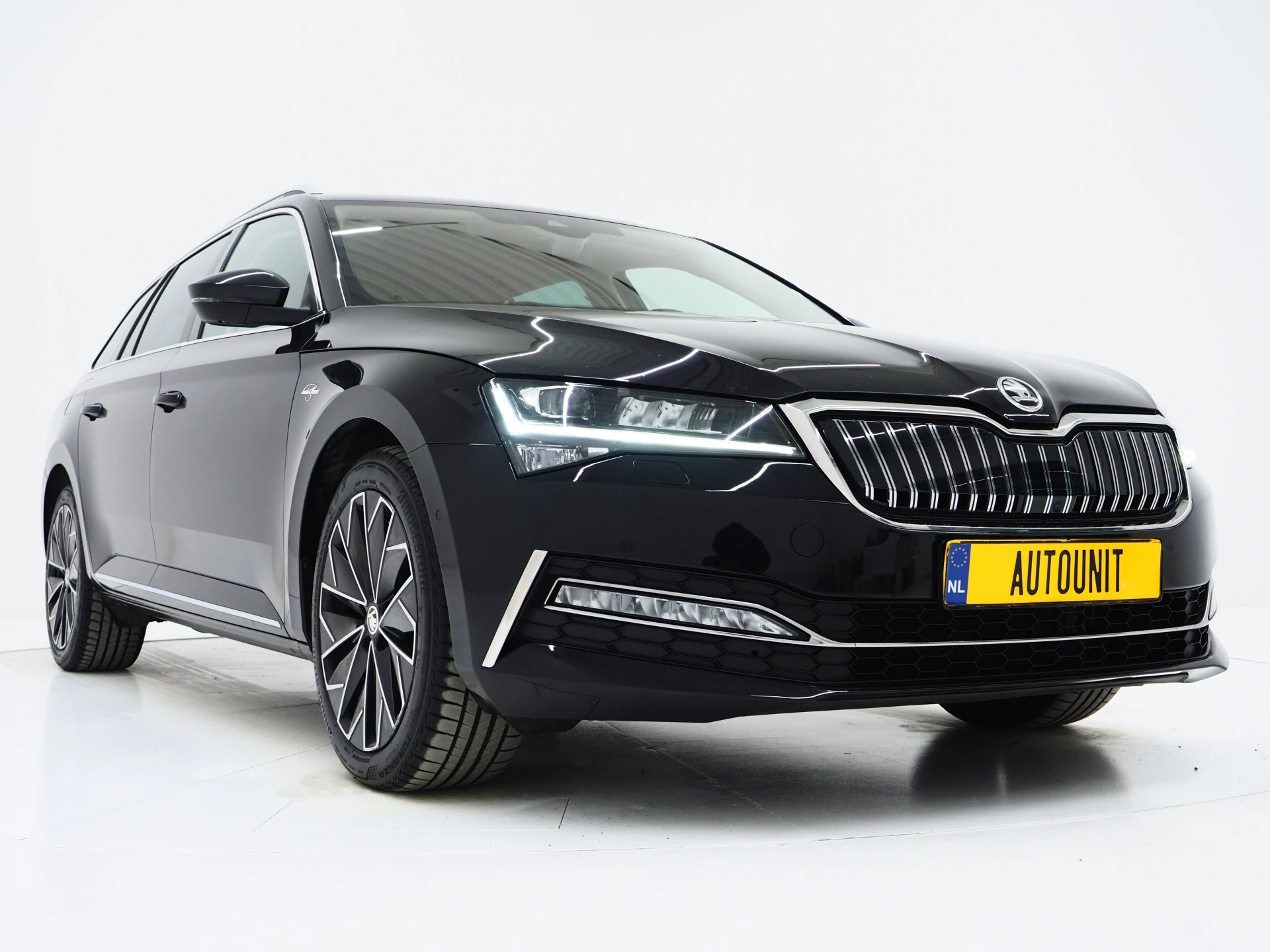 Hoofdafbeelding Škoda Superb