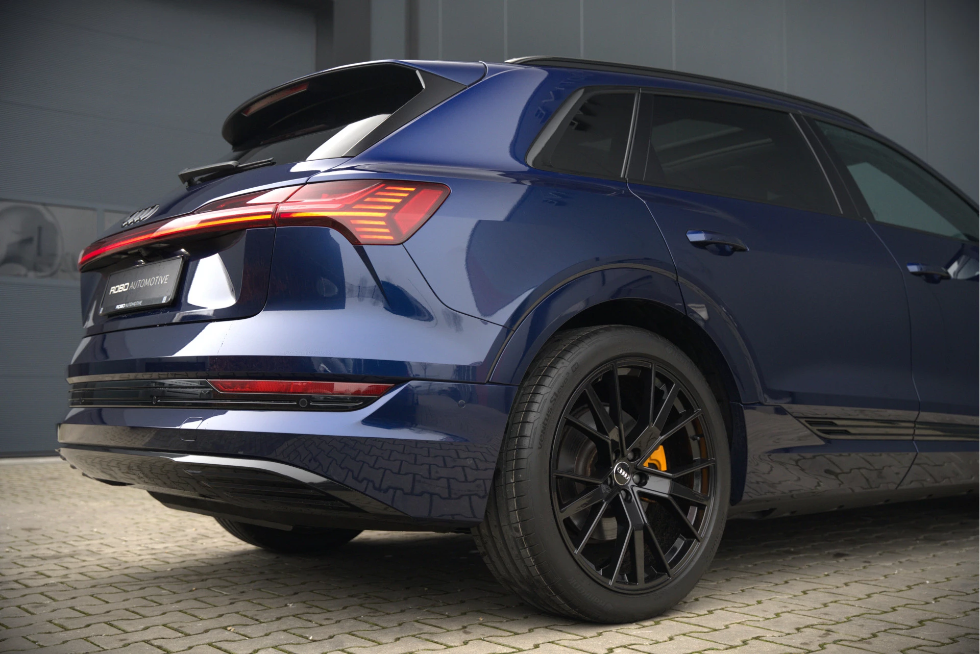 Hoofdafbeelding Audi e-tron