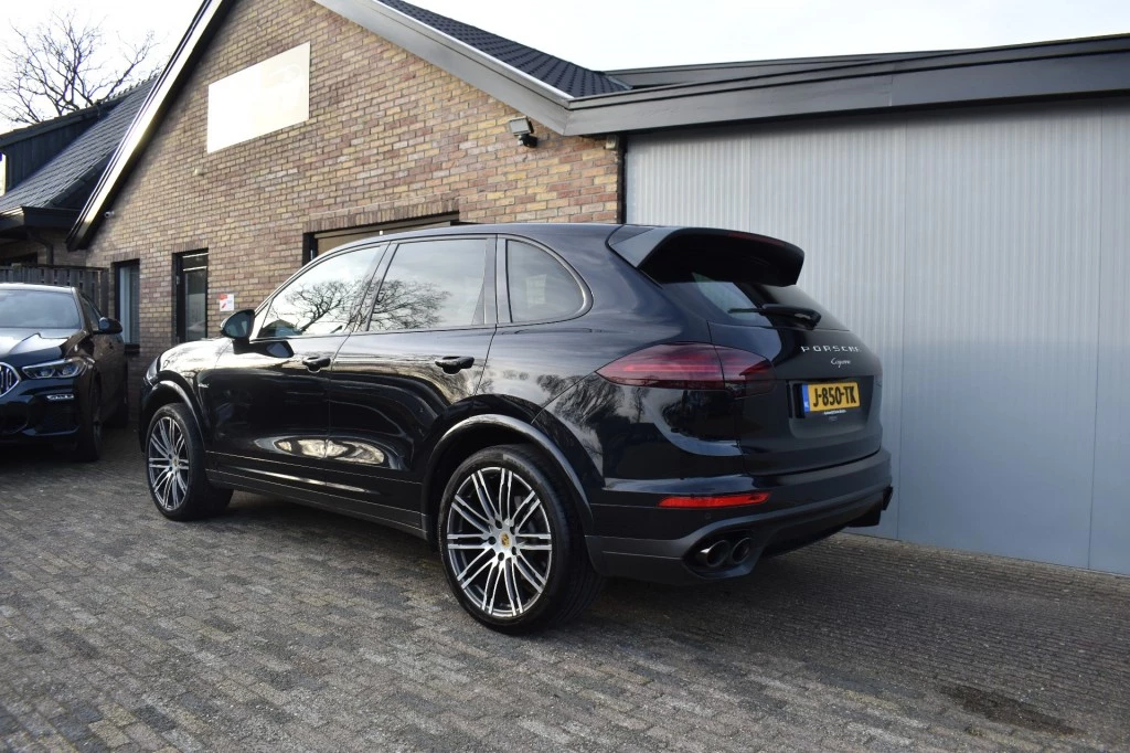 Hoofdafbeelding Porsche Cayenne